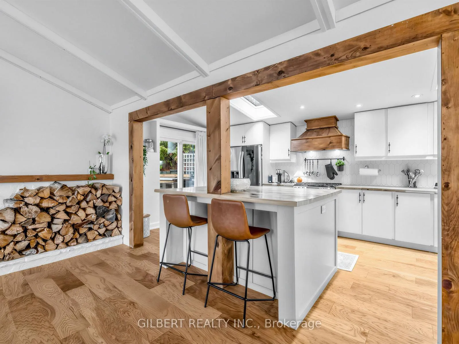 Photo 10 of 313 winnifred Drive, Georgina, Keswick South — HOMEH