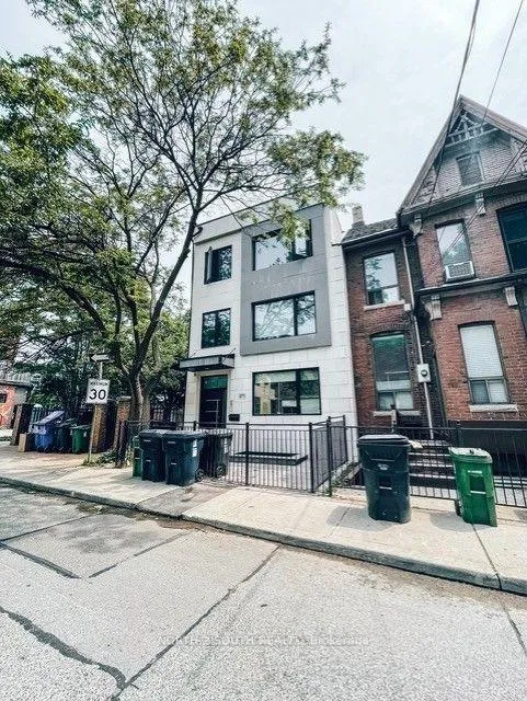 Front of Unit 2, 271 Ontario Street