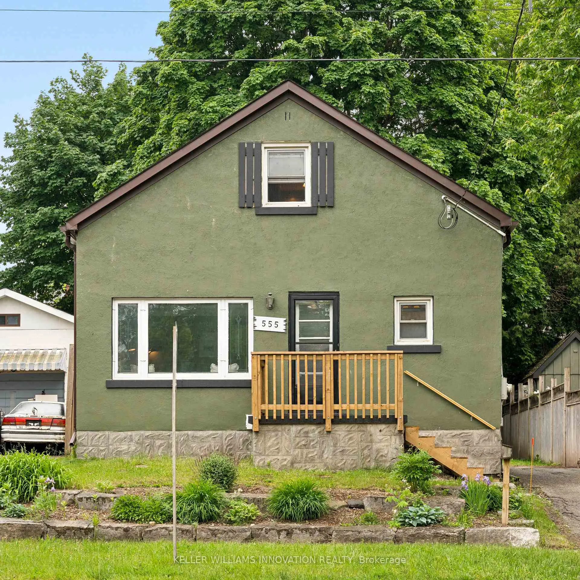 Photo 4 of 555 Wellington Street N, Kitchener — HOMEH