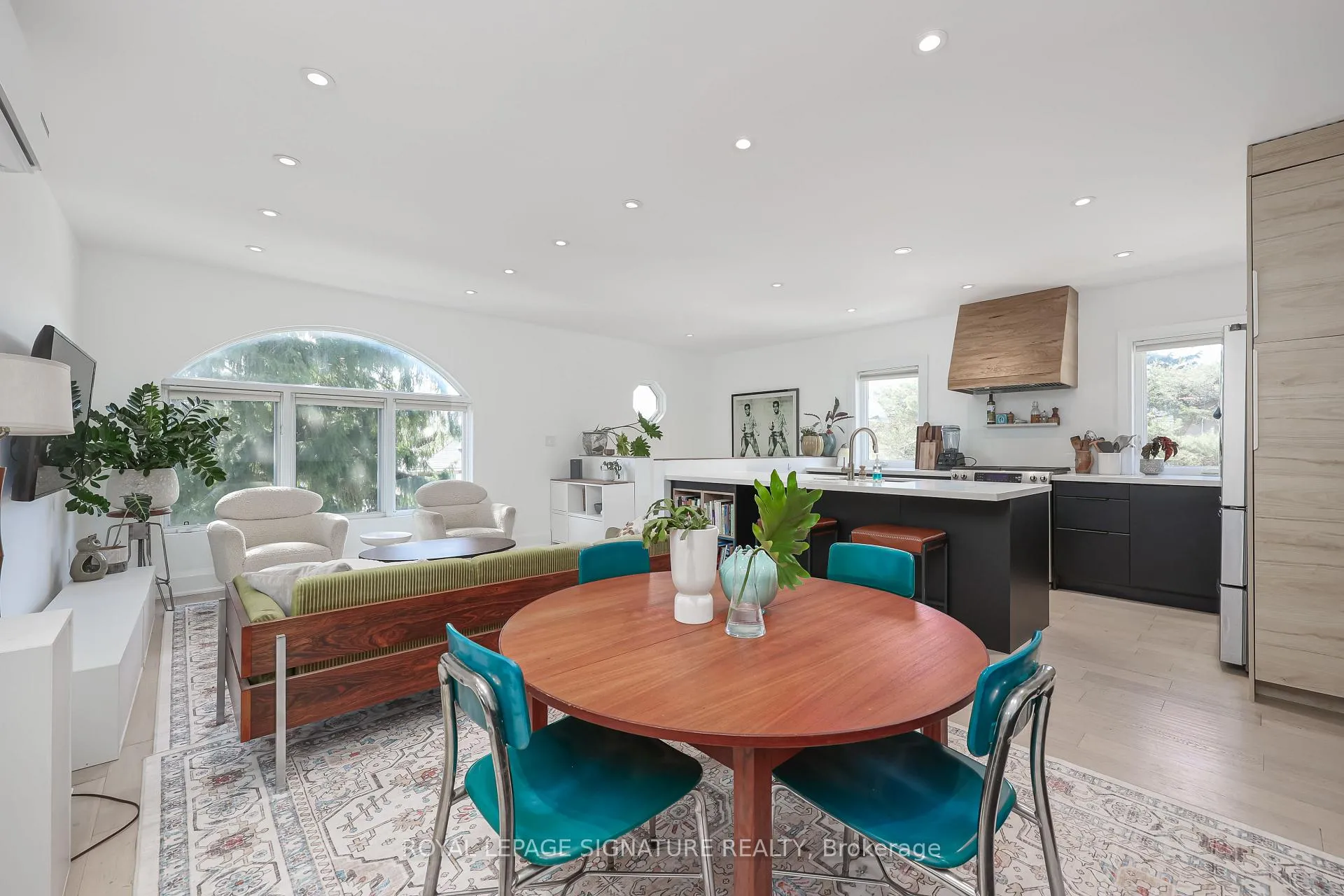 Photo 6 of 71 South Bonnington Avenue, Scarborough, Birchcliffe-Cliffside — HOMEH