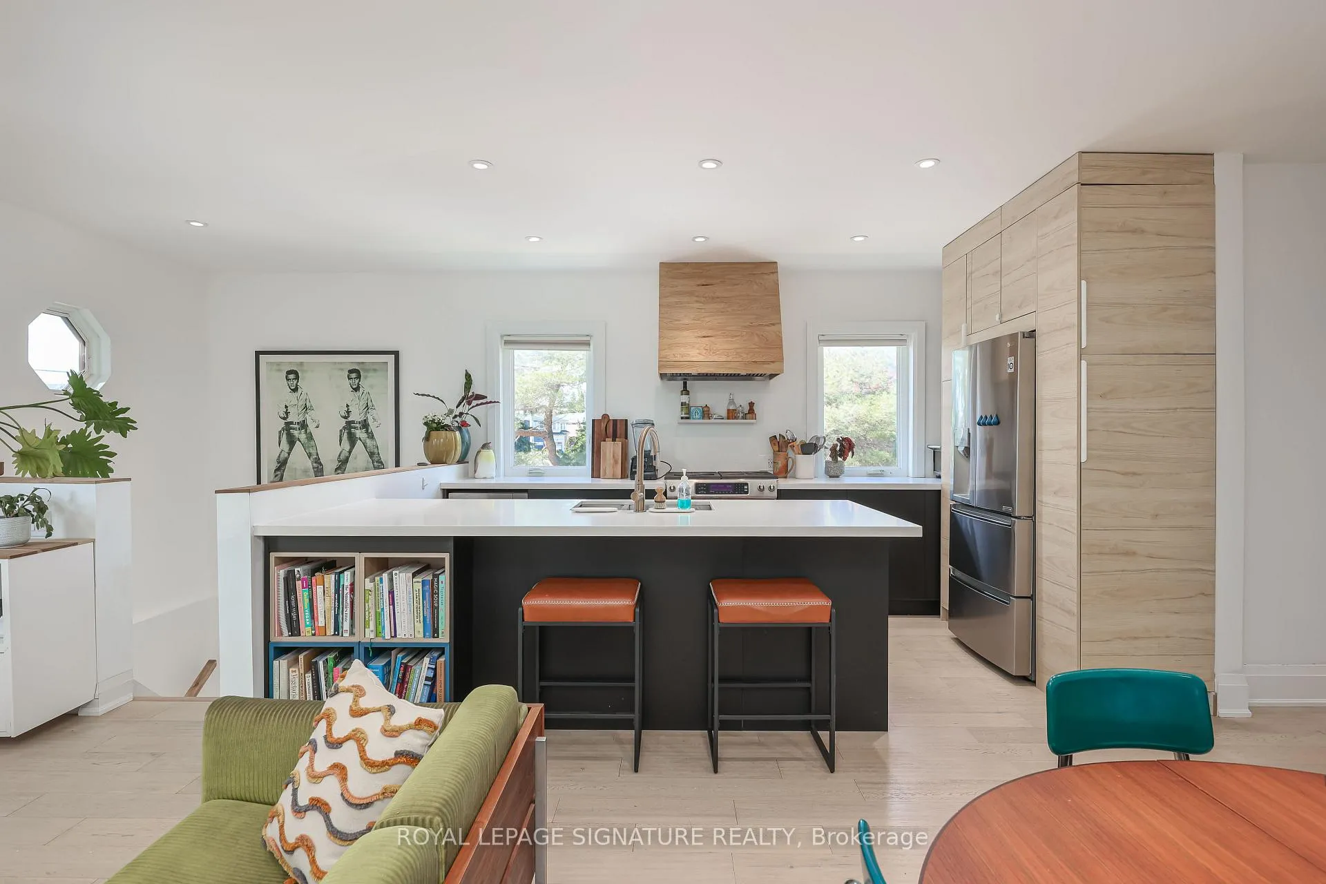 Photo 13 of 71 South Bonnington Avenue, Scarborough, Birchcliffe-Cliffside — HOMEH