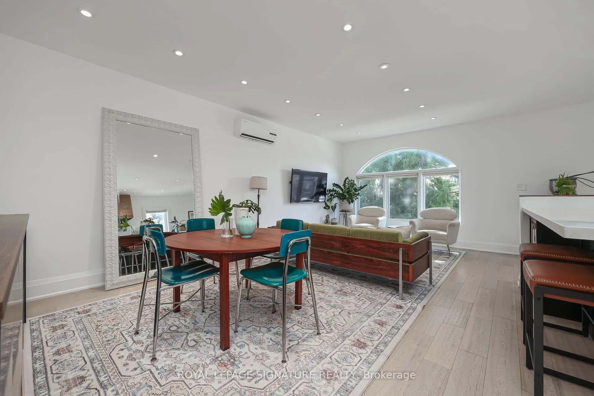 Photo 23 of 71 South Bonnington Avenue, Scarborough, Birchcliffe-Cliffside — HOMEH