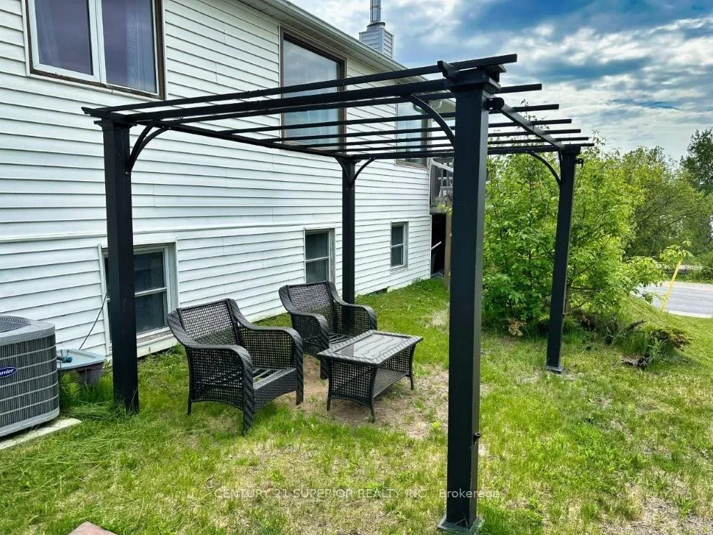 Photo 41 of 141 Railway Street, Nipigon — HOMEH