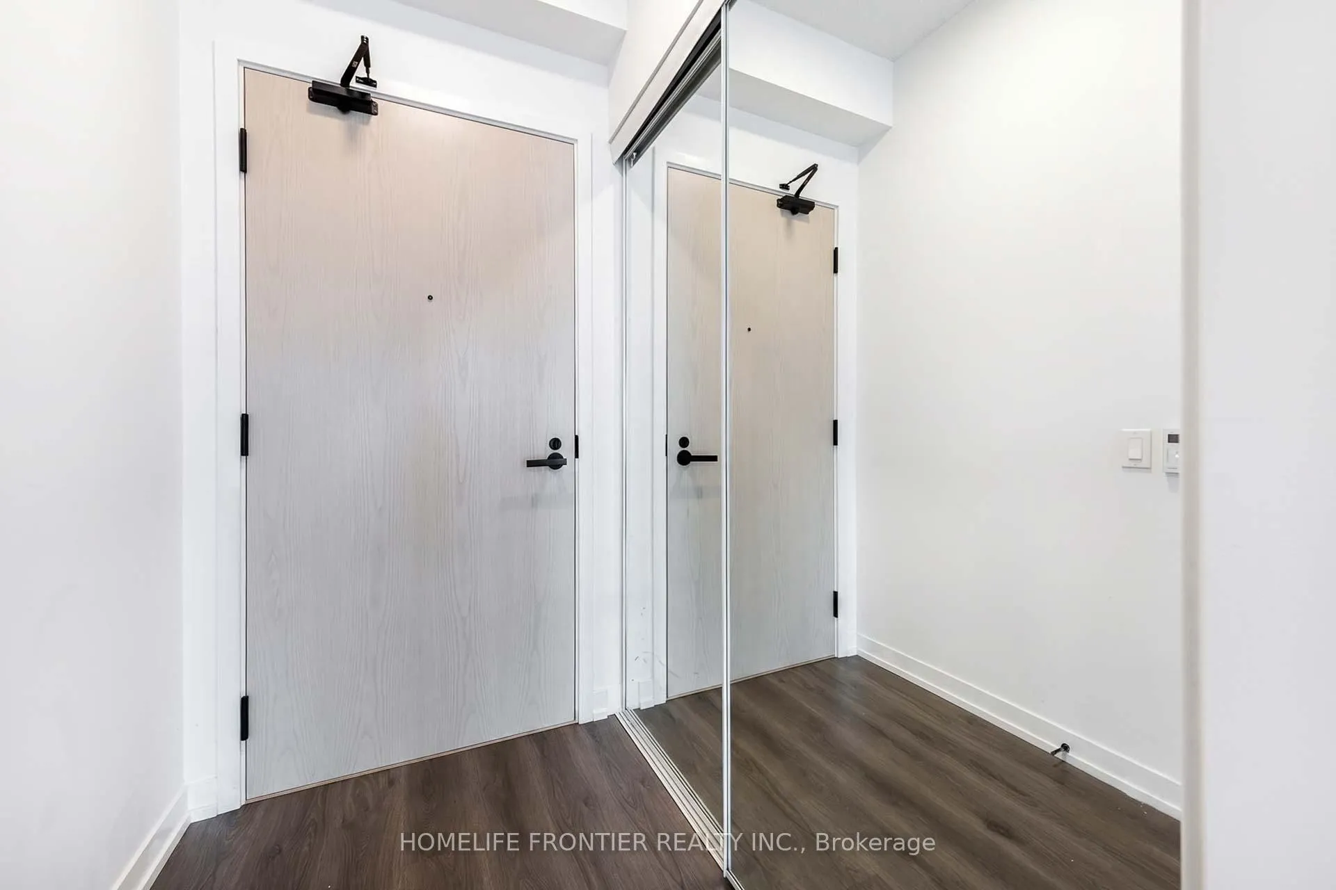Photo 1 of Unit 2305, 225 Commerce Street, Vaughan, Vaughan Corporate Centre — HOMEH