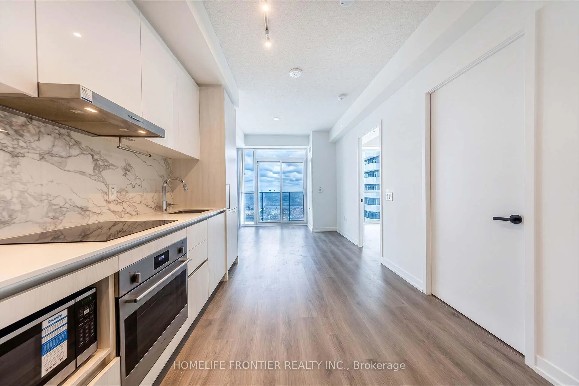 Photo 8 of Unit 2305, 225 Commerce Street, Vaughan, Vaughan Corporate Centre — HOMEH