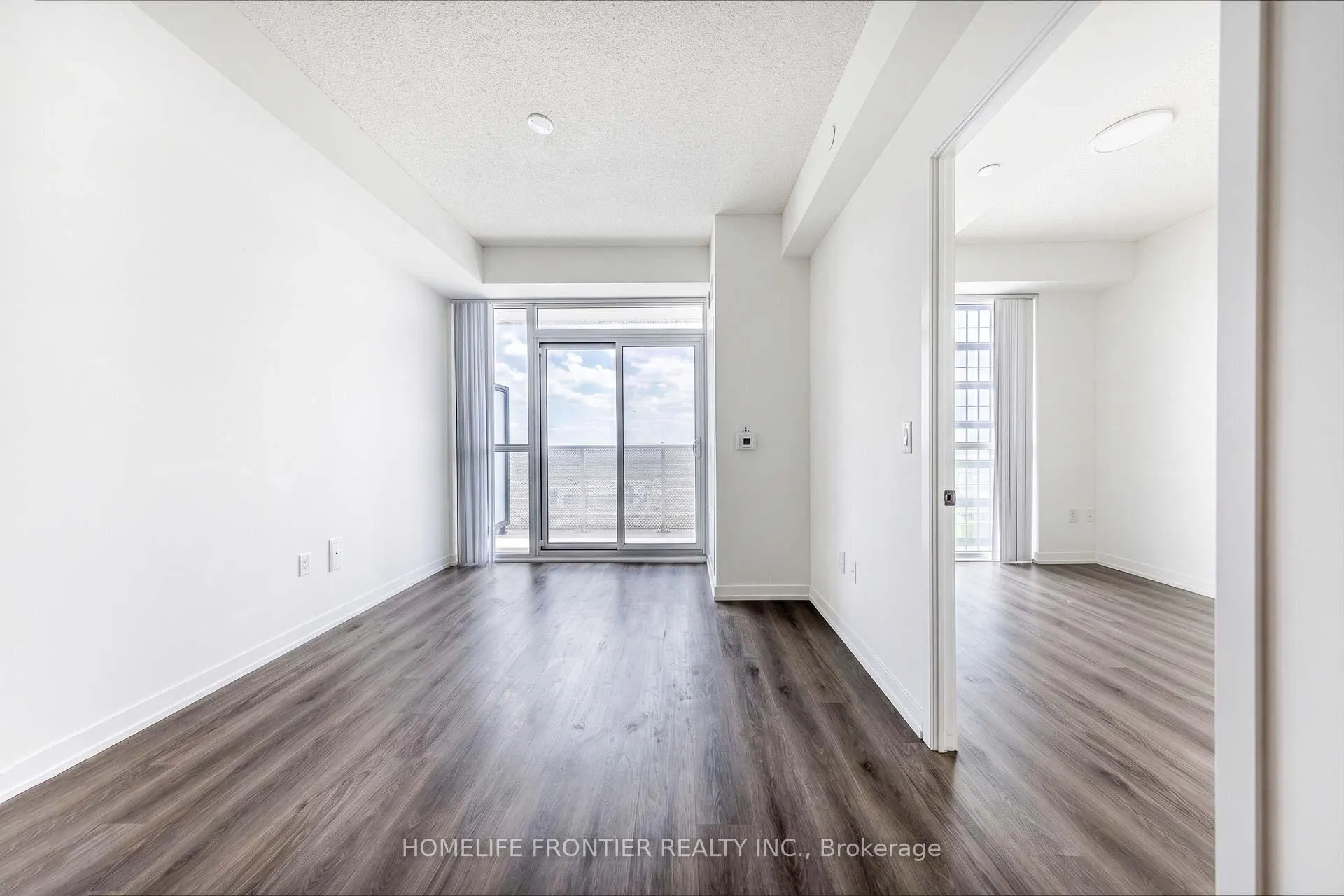 Photo 10 of Unit 2305, 225 Commerce Street, Vaughan, Vaughan Corporate Centre — HOMEH