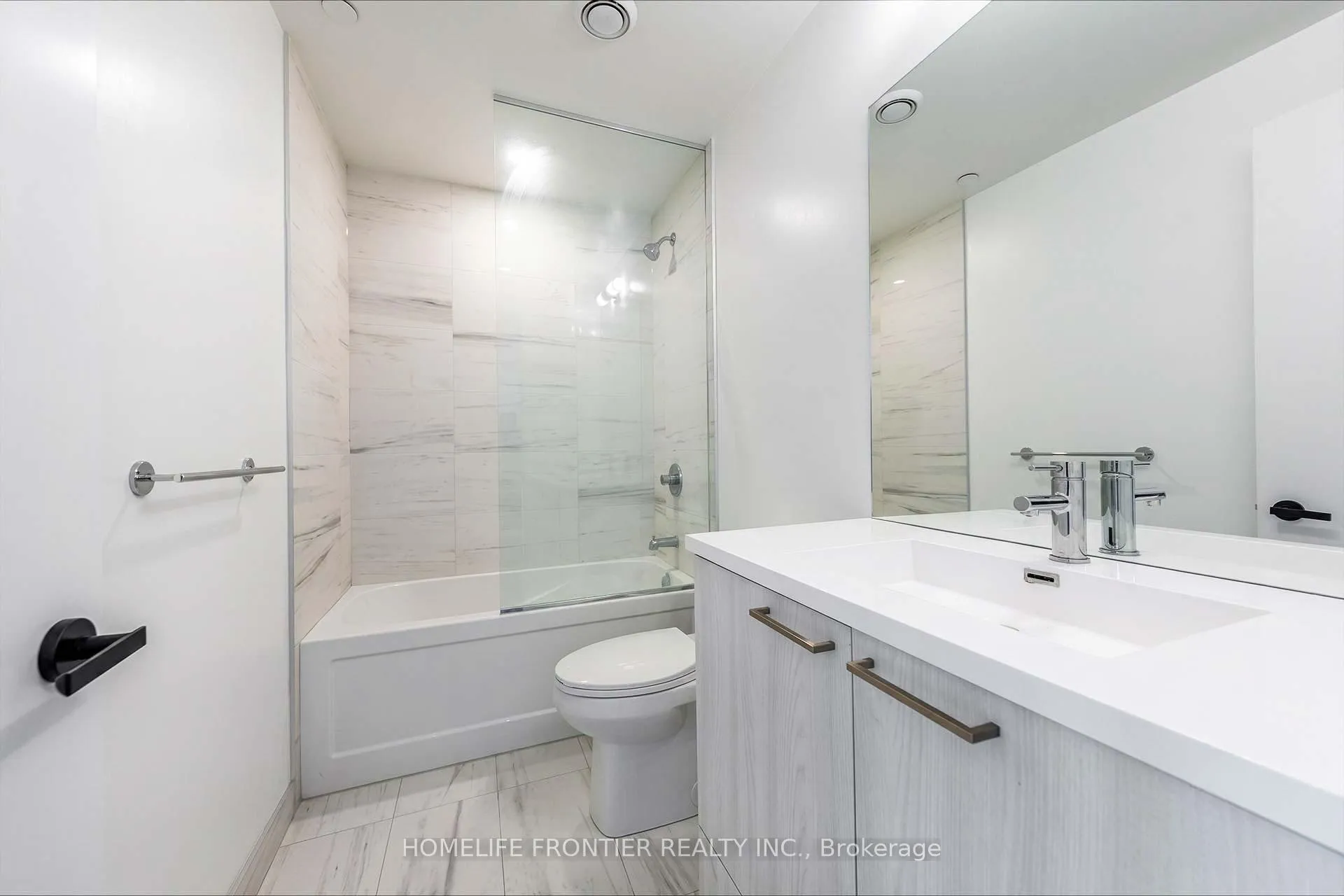 Photo 18 of Unit 2305, 225 Commerce Street, Vaughan, Vaughan Corporate Centre — HOMEH