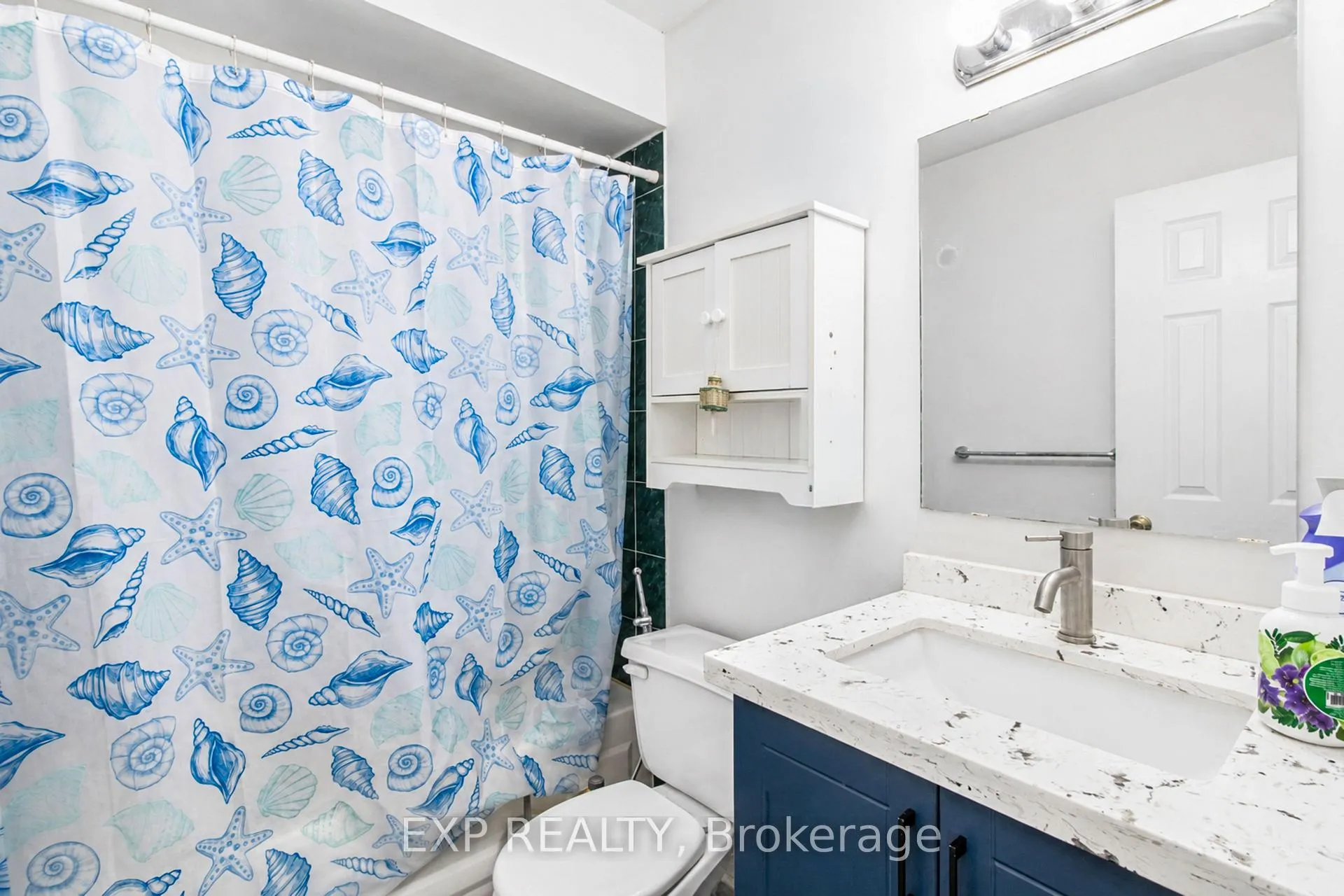 Photo 12 of 19 Ural Circle, Brampton, Sandringham-Wellington — HOMEH