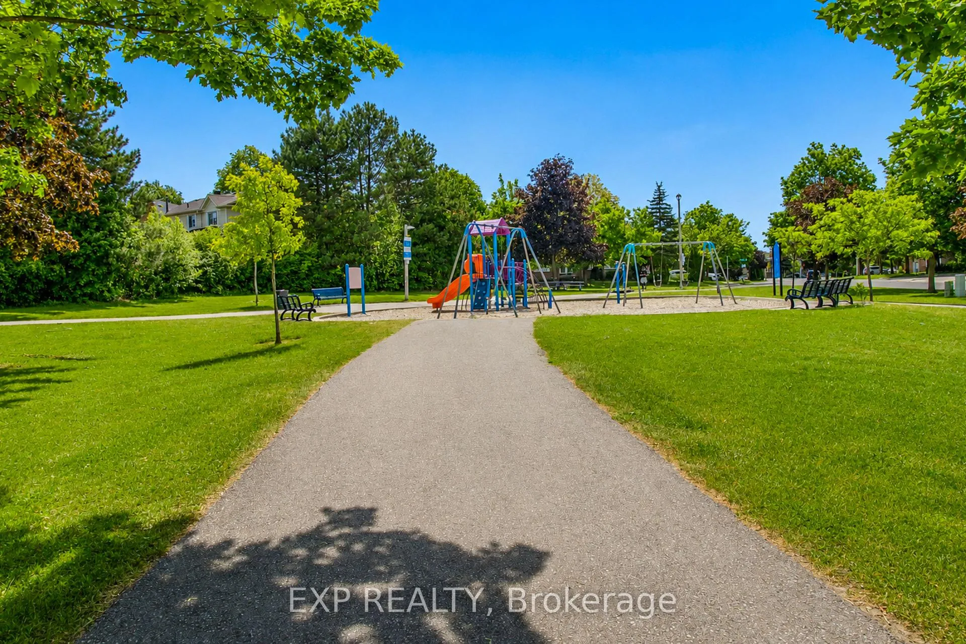 Photo 22 of 19 Ural Circle, Brampton, Sandringham-Wellington — HOMEH