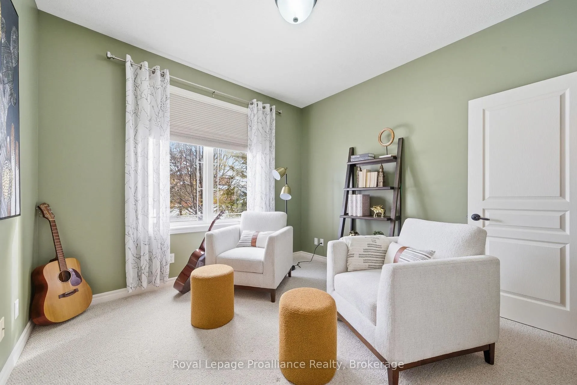 Photo 5 of 240 Avondale Road, Belleville, Belleville Ward — HOMEH