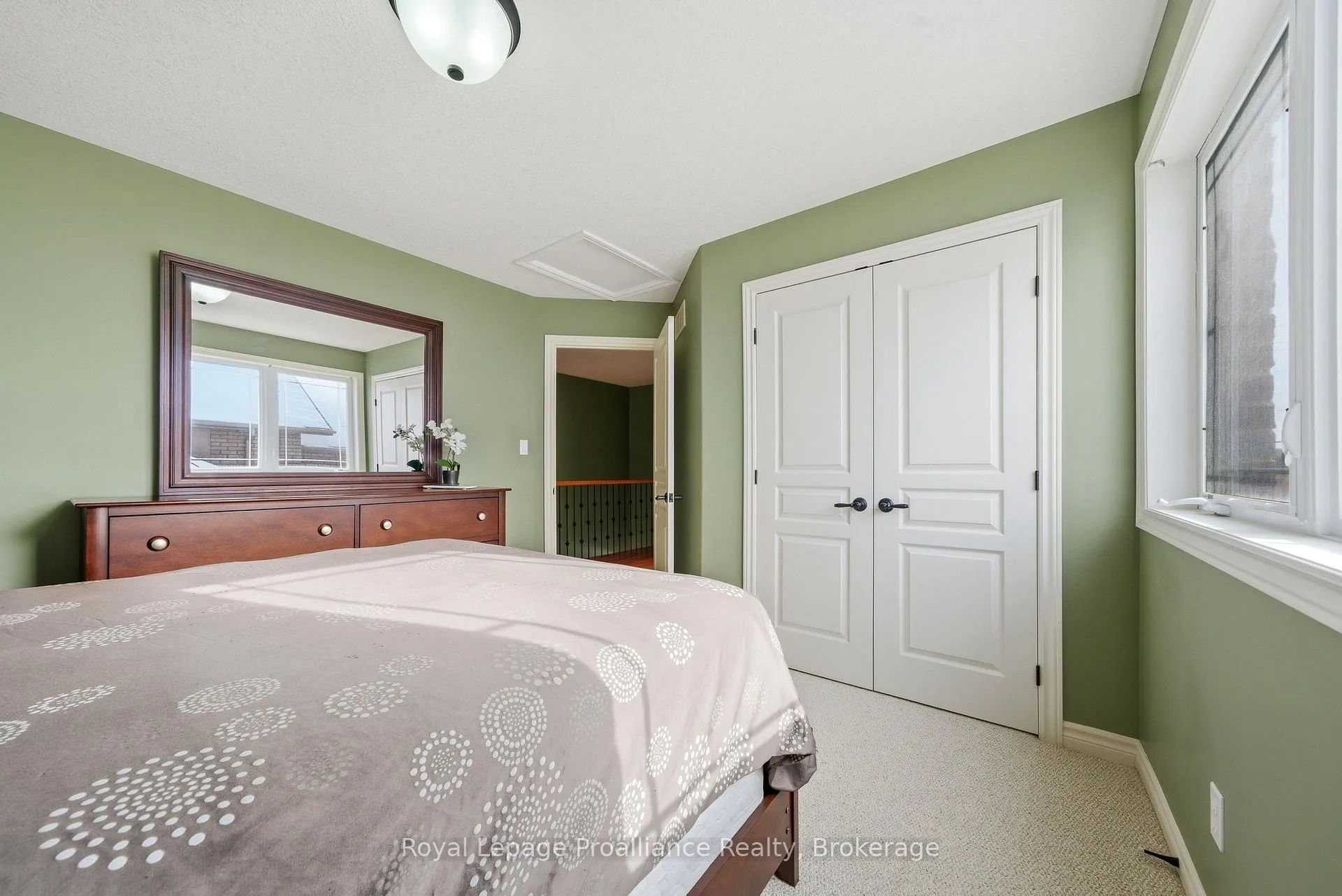 Photo 23 of 240 Avondale Road, Belleville, Belleville Ward — HOMEH