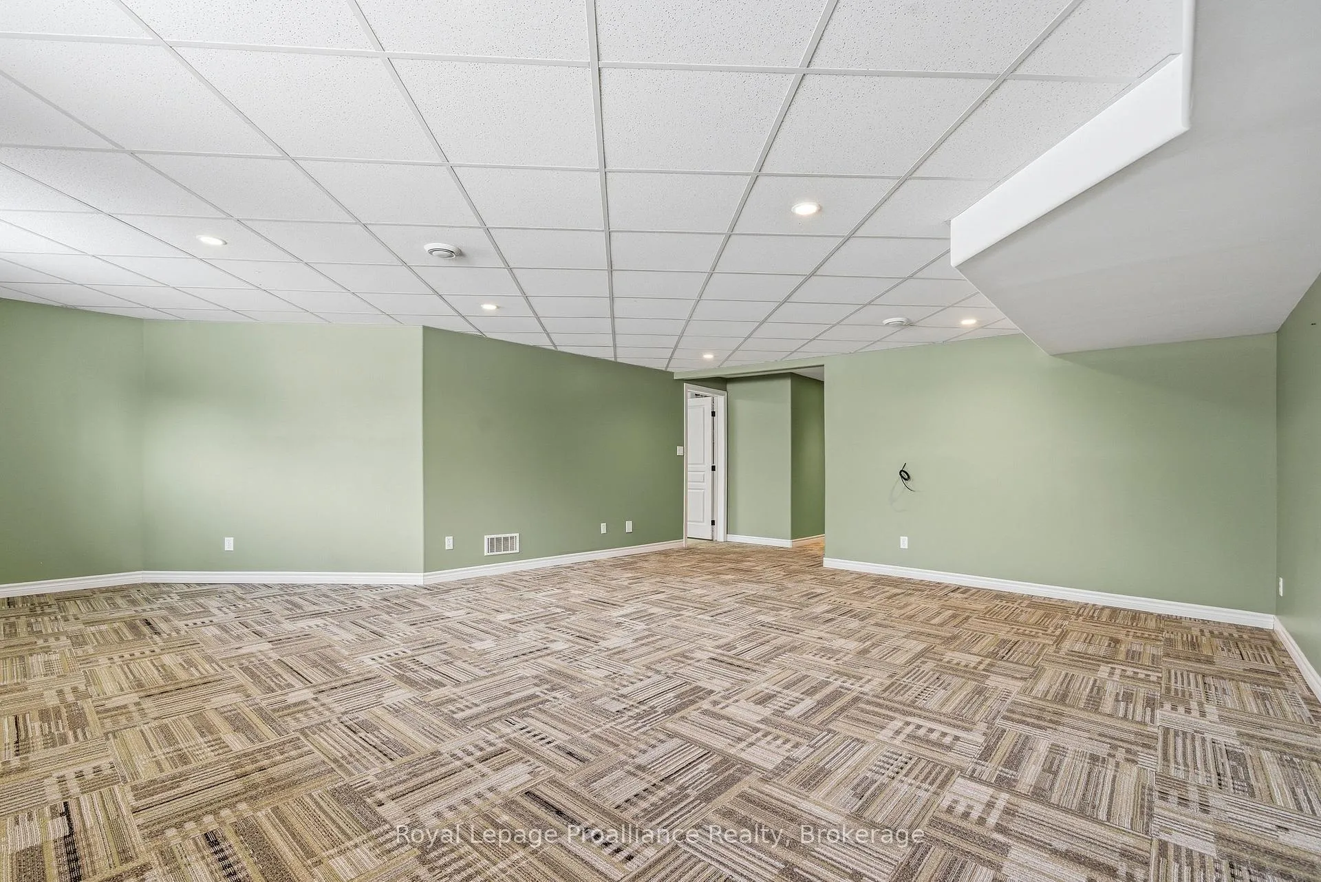 Photo 33 of 240 Avondale Road, Belleville, Belleville Ward — HOMEH