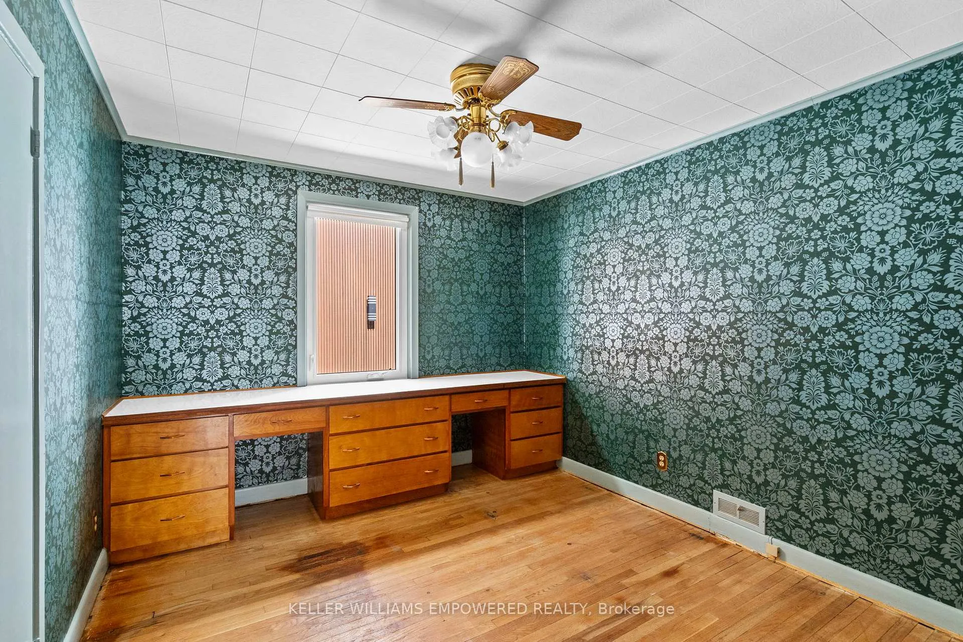 Photo 21 of 88 Edgecroft Road, Etobicoke, Stonegate-Queensway — HOMEH