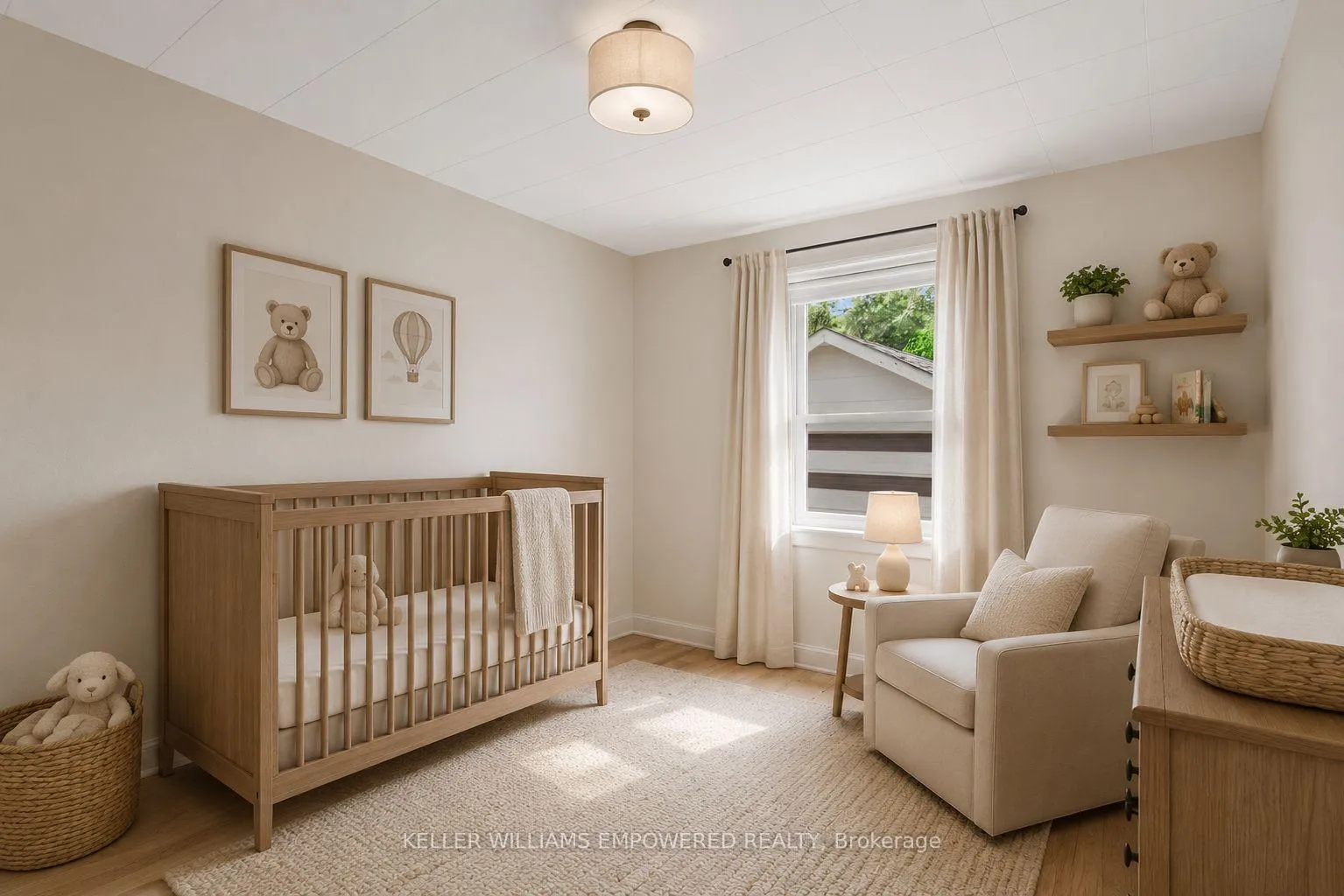 Photo 23 of 88 Edgecroft Road, Etobicoke, Stonegate-Queensway — HOMEH