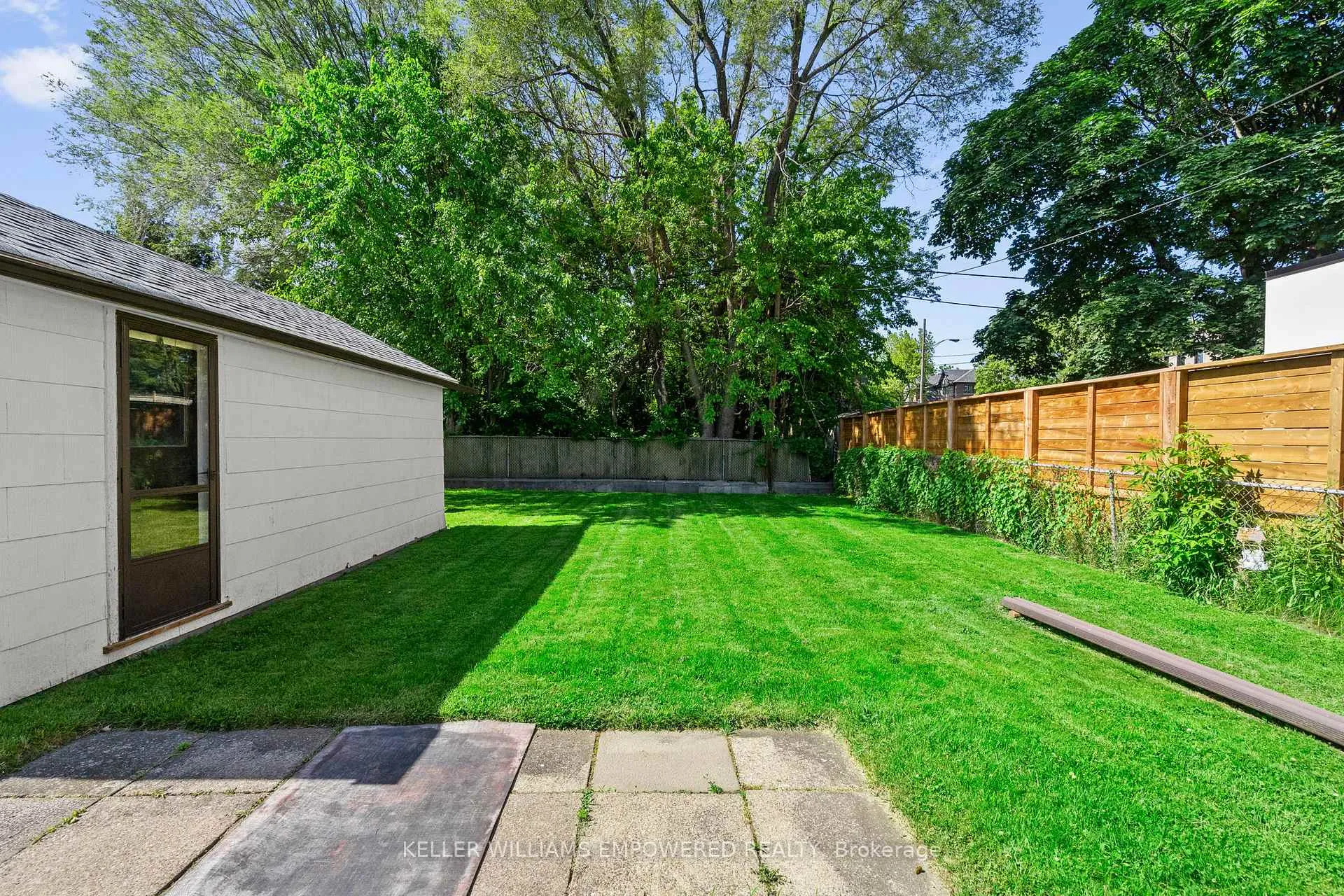 Photo 29 of 88 Edgecroft Road, Etobicoke, Stonegate-Queensway — HOMEH