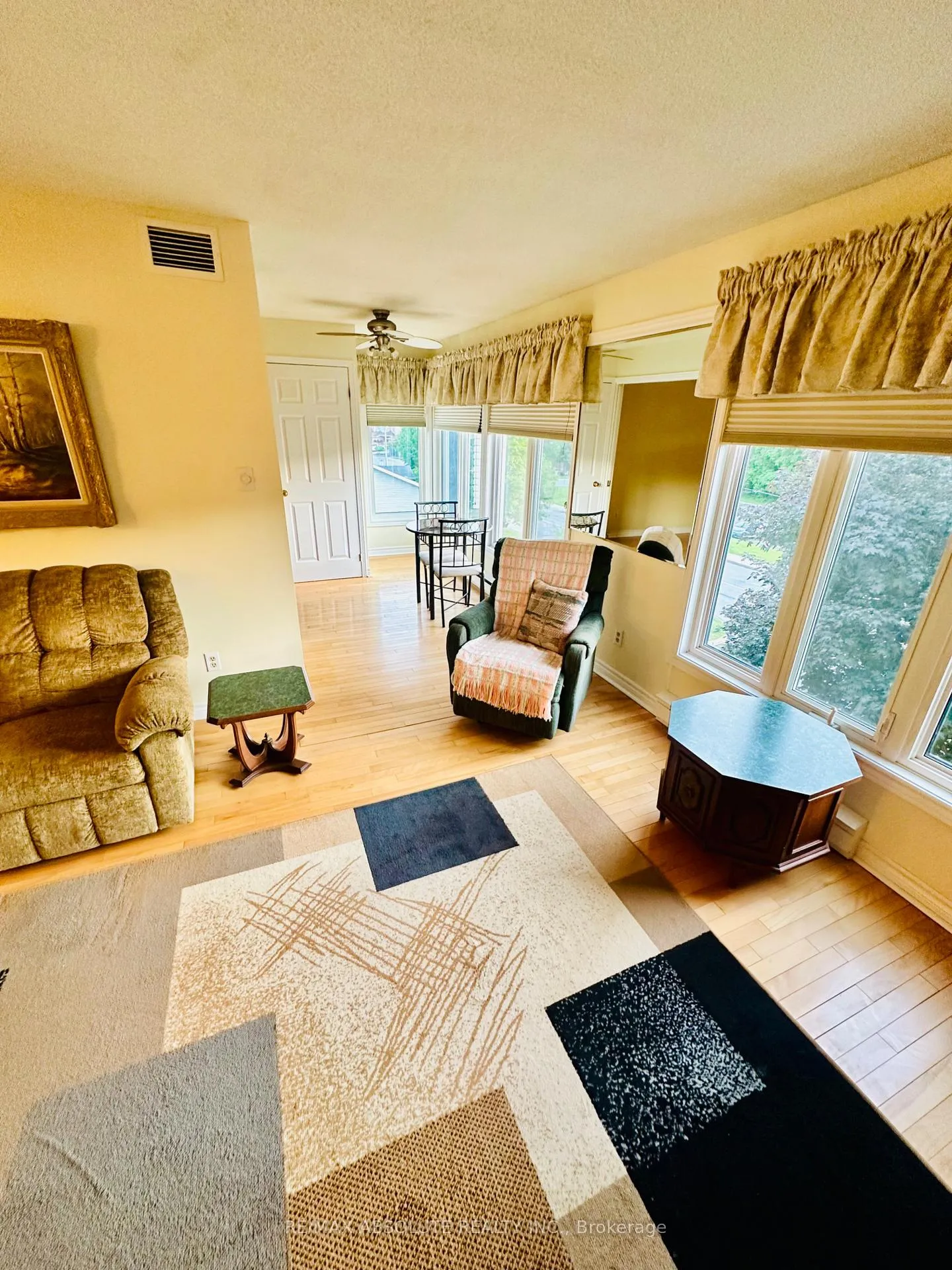 Photo 8 of Unit 310, 61 Jack Crescent, Arnprior — HOMEH