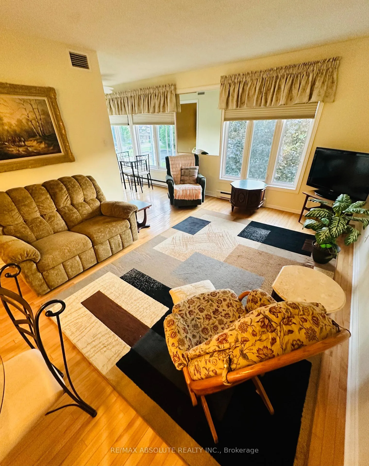 Photo 9 of Unit 310, 61 Jack Crescent, Arnprior — HOMEH
