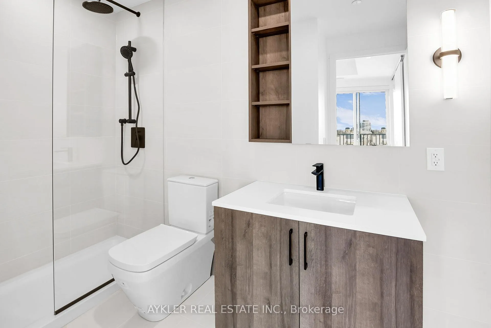 Photo 18 of Unit 508, 689 The Queensway, Etobicoke, Stonegate-Queensway — HOMEH