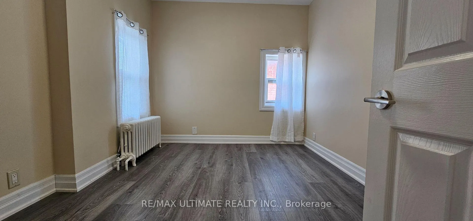 Photo 11 of Unit 2nd Floor, 3 Kane Avenue, Toronto, Keelesdale-Eglinton West — HOMEH