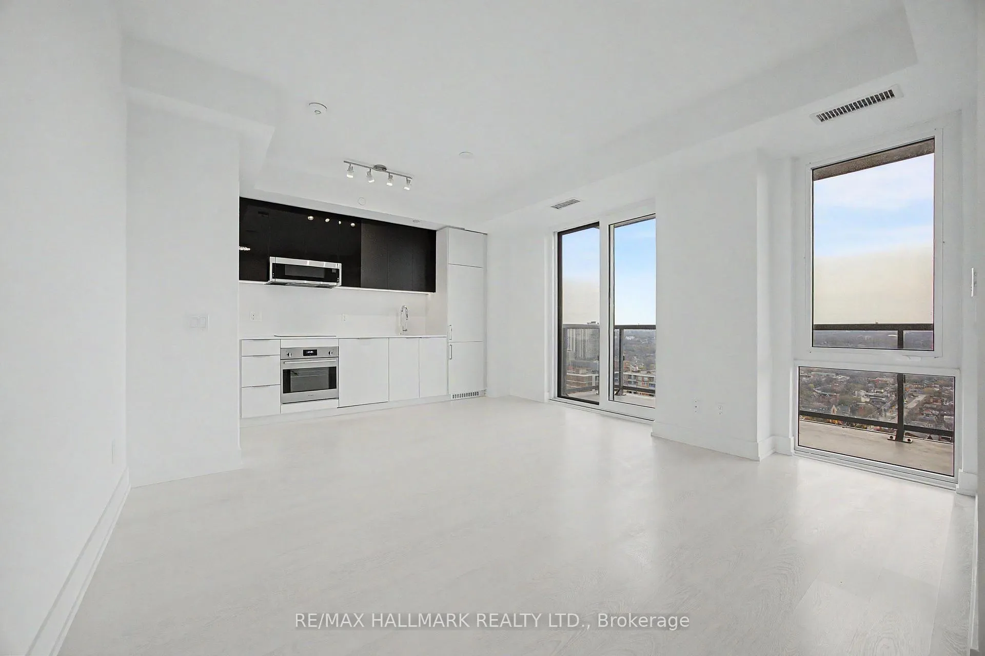 Photo 2 of Unit 3011, 308 Jarvis Street, Toronto, Church-Yonge Corridor — HOMEH