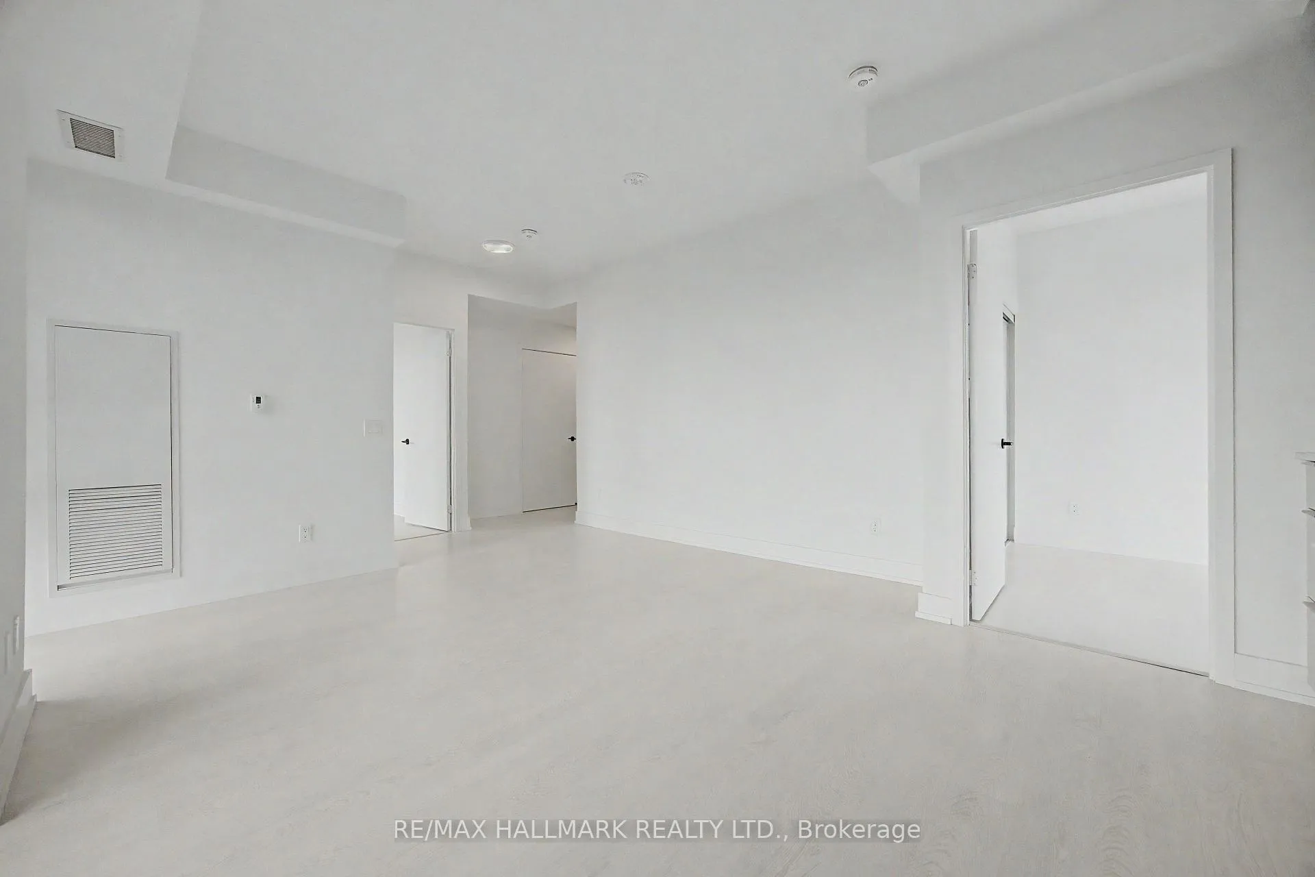 Photo 5 of Unit 3011, 308 Jarvis Street, Toronto, Church-Yonge Corridor — HOMEH