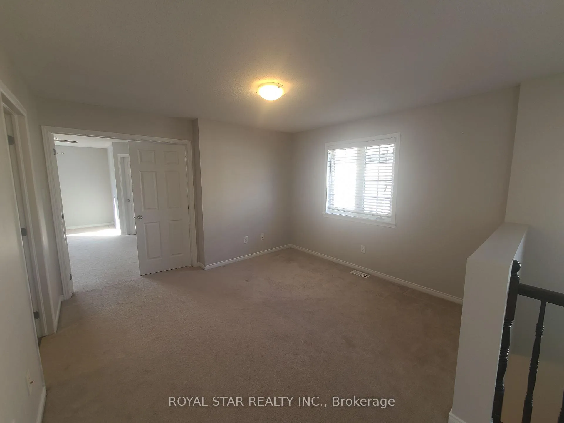 Photo 15 of 621 Pepperville Crescent, Ottawa, Kanata - Emerald Meadows/Trailwest — HOMEH