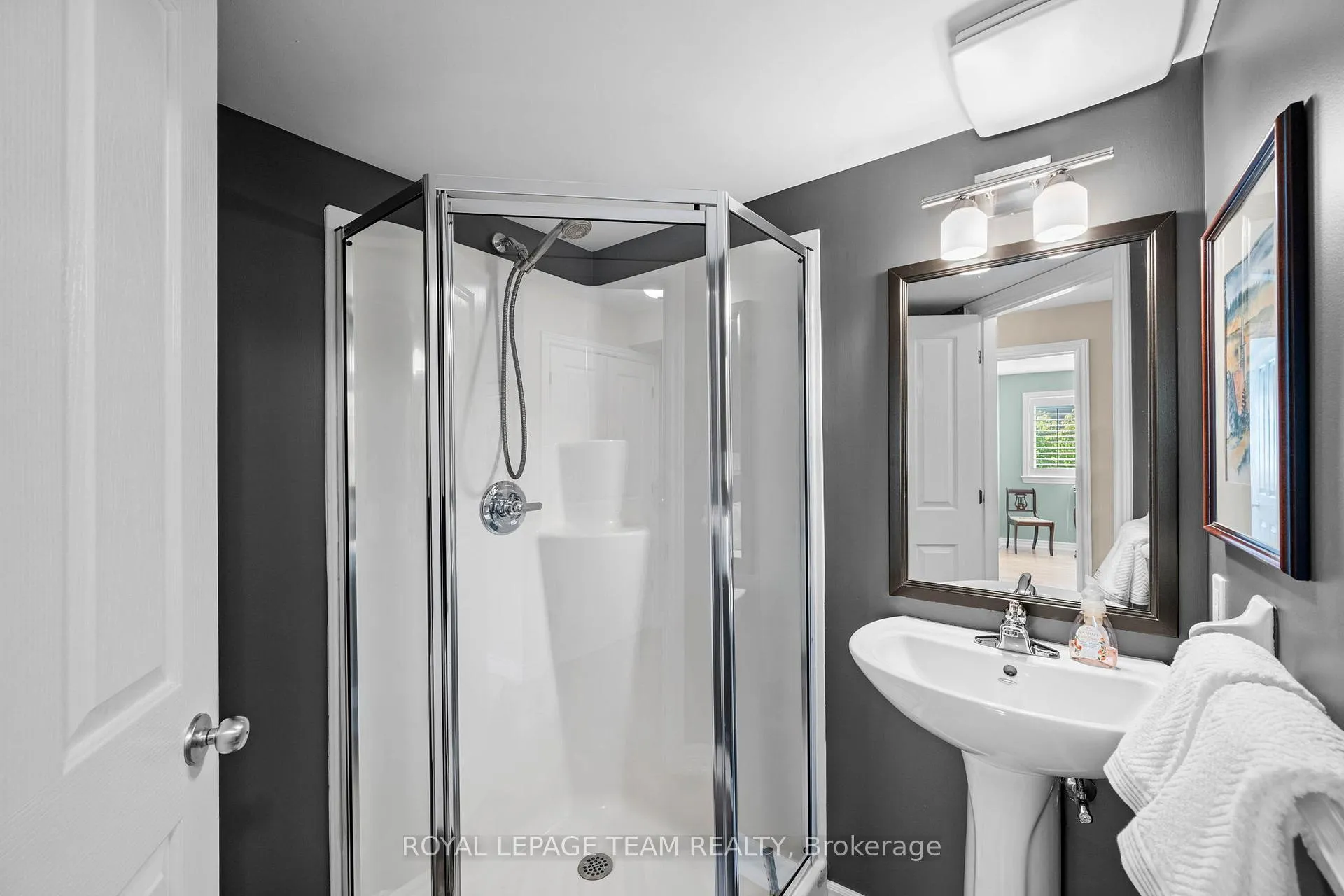 Photo 20 of Unit 101, 14 Norice Street, Ottawa, Meadowlands/Crestview — HOMEH