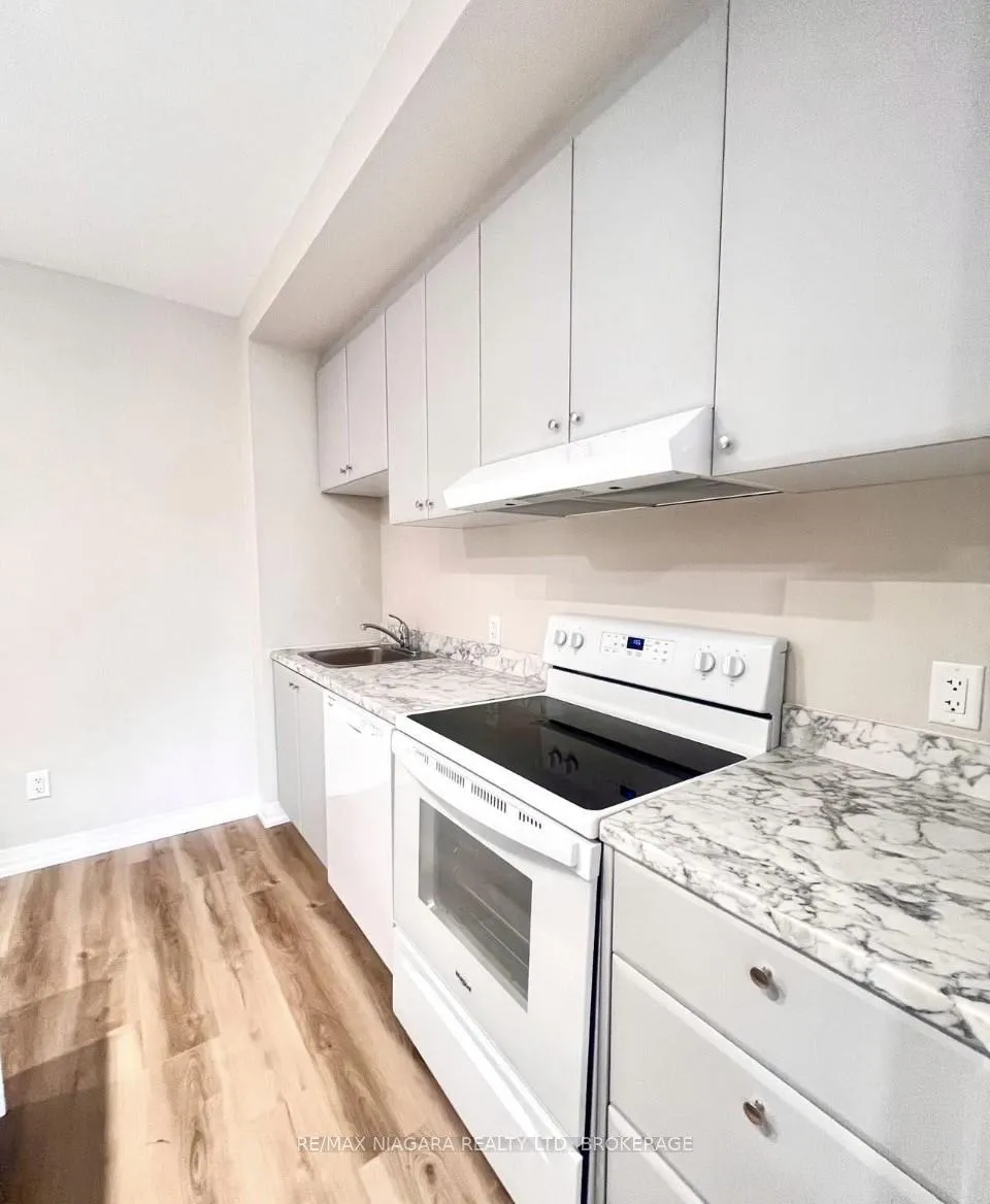 Photo 2 of Unit 232, 50 Herrick Avenue, St. Catharines, Oakdale — HOMEH