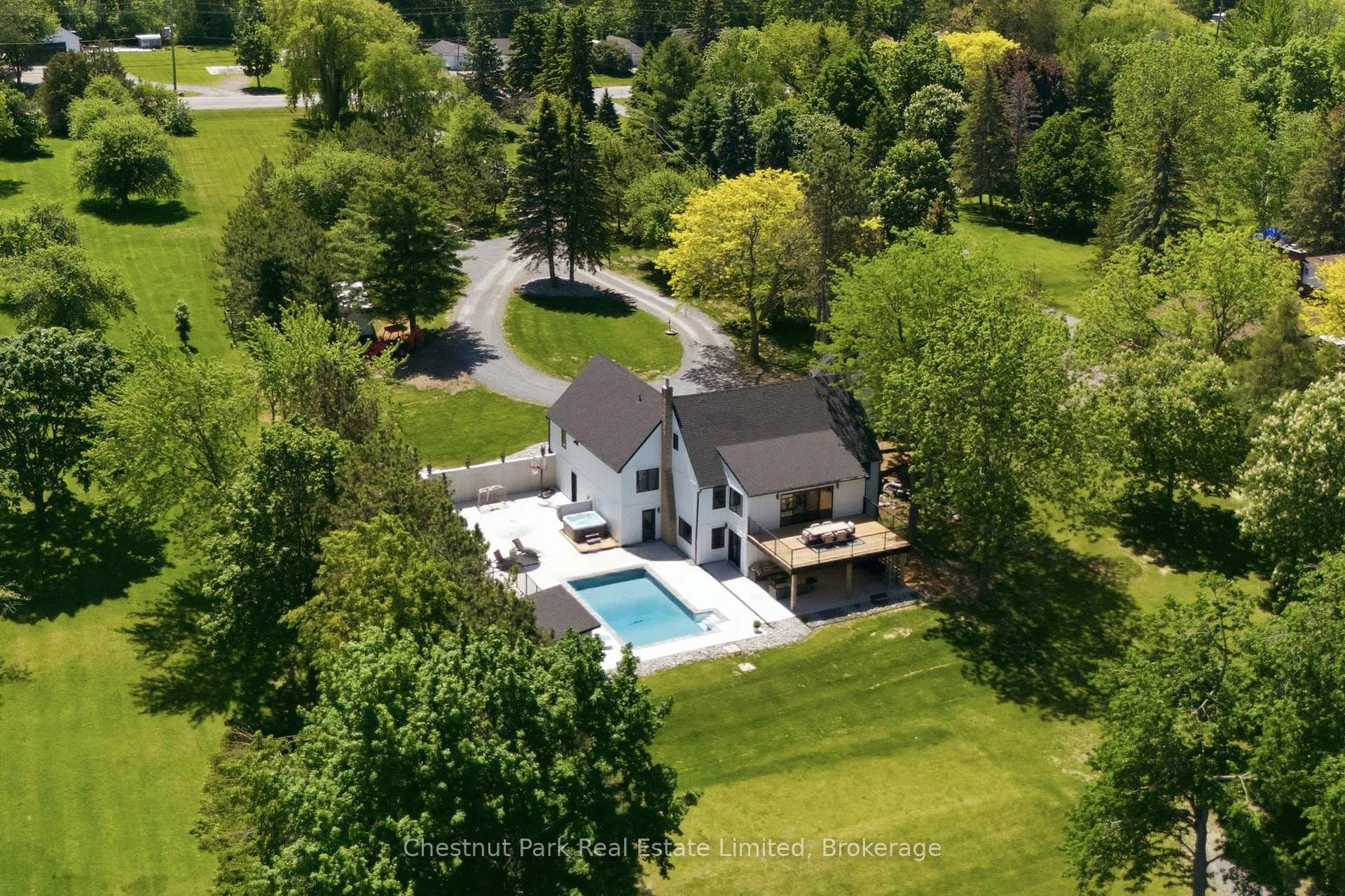 Photo 48 of 1424 County Rd 3, Prince Edward County, Ameliasburg Ward — HOMEH