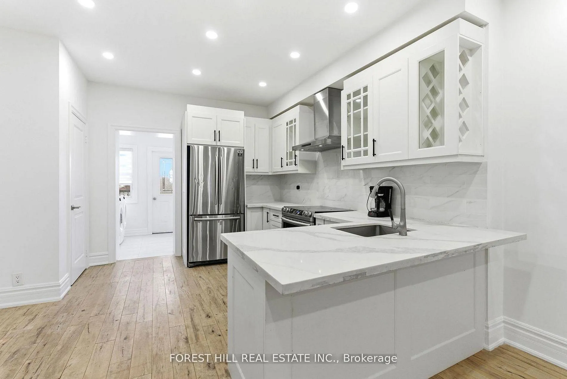 Photo 3 of 1297 Davenport Road, Toronto, Dovercourt-Wallace Emerson-Junction — HOMEH