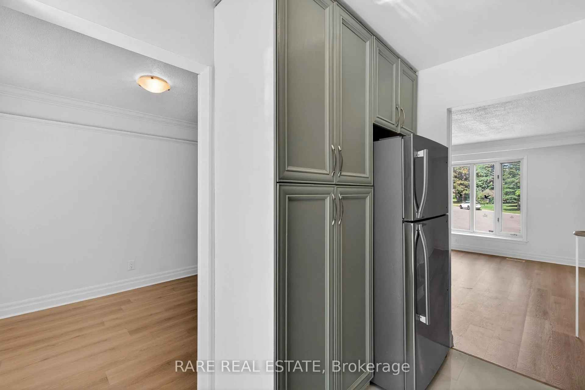 Photo 21 of 14 Exeter Place, Brampton, Southgate — HOMEH
