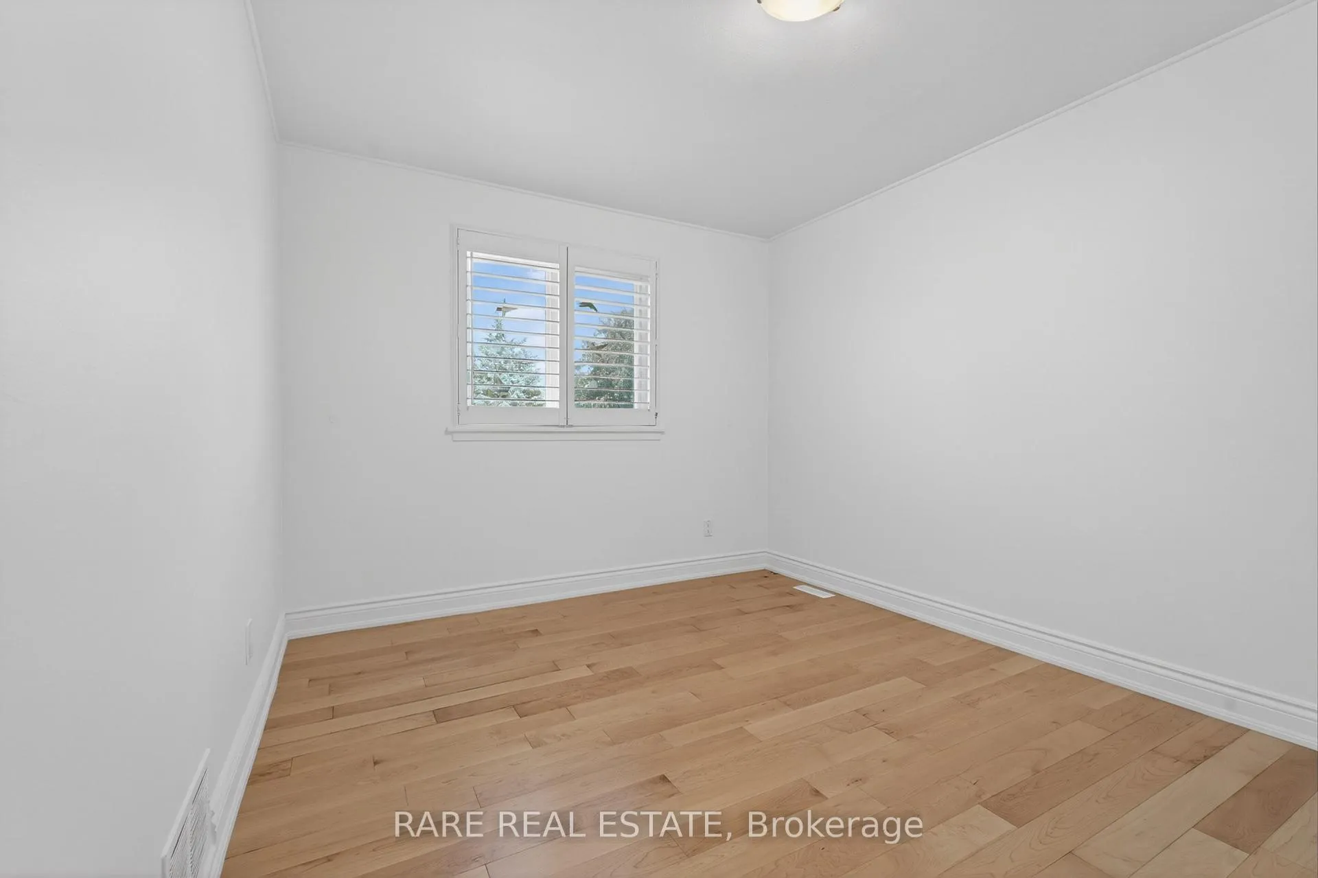 Photo 29 of 14 Exeter Place, Brampton, Southgate — HOMEH