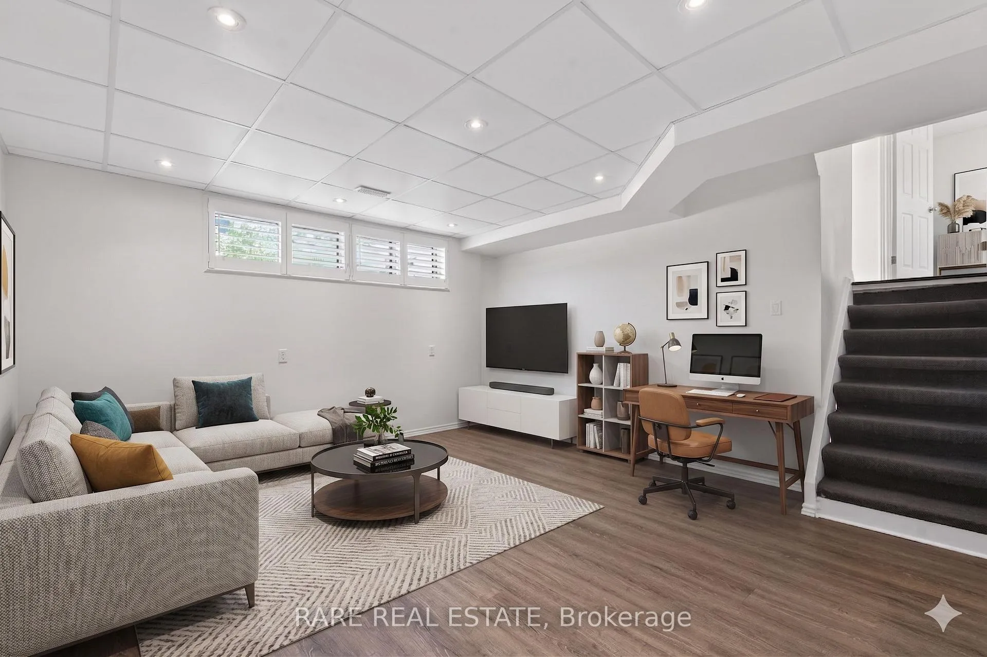 Photo 31 of 14 Exeter Place, Brampton, Southgate — HOMEH
