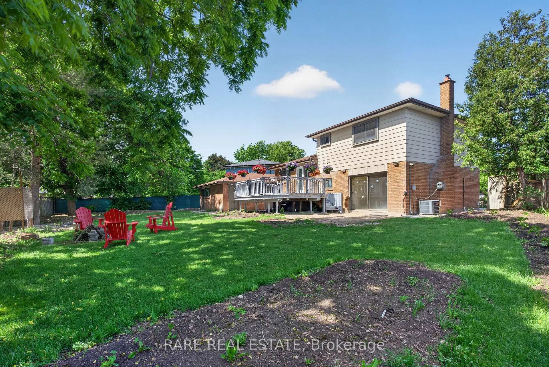 Photo 34 of 14 Exeter Place, Brampton, Southgate — HOMEH