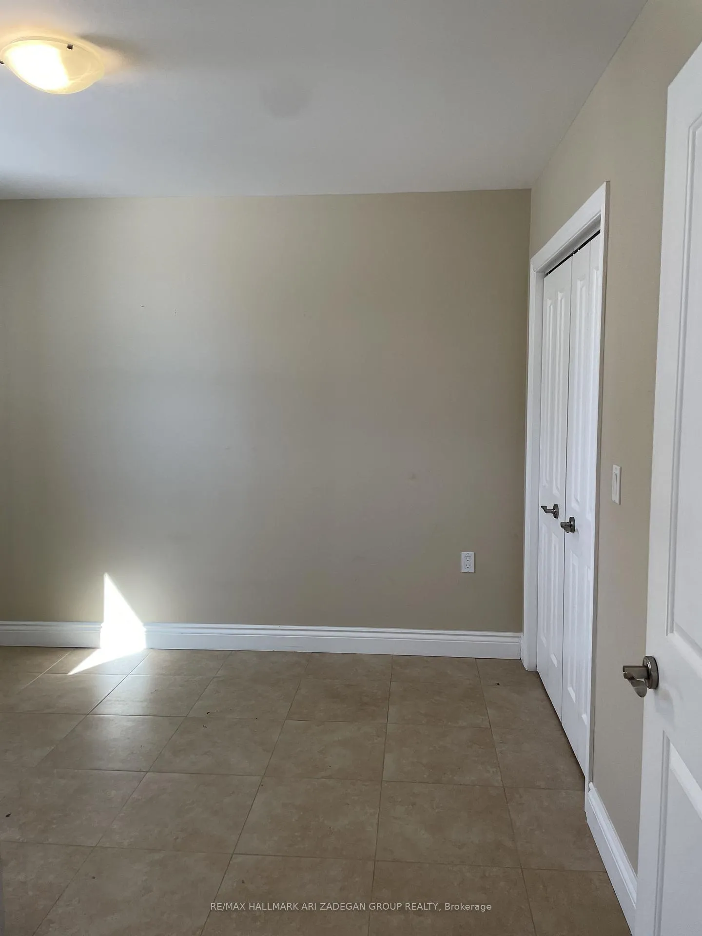 Photo 5 of 179B The Queensway, Georgina, Keswick South — HOMEH