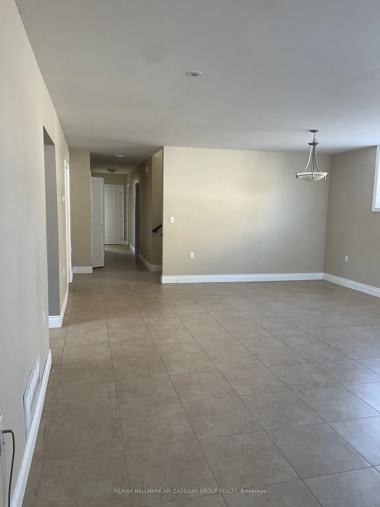 Photo 11 of 179B The Queensway, Georgina, Keswick South — HOMEH