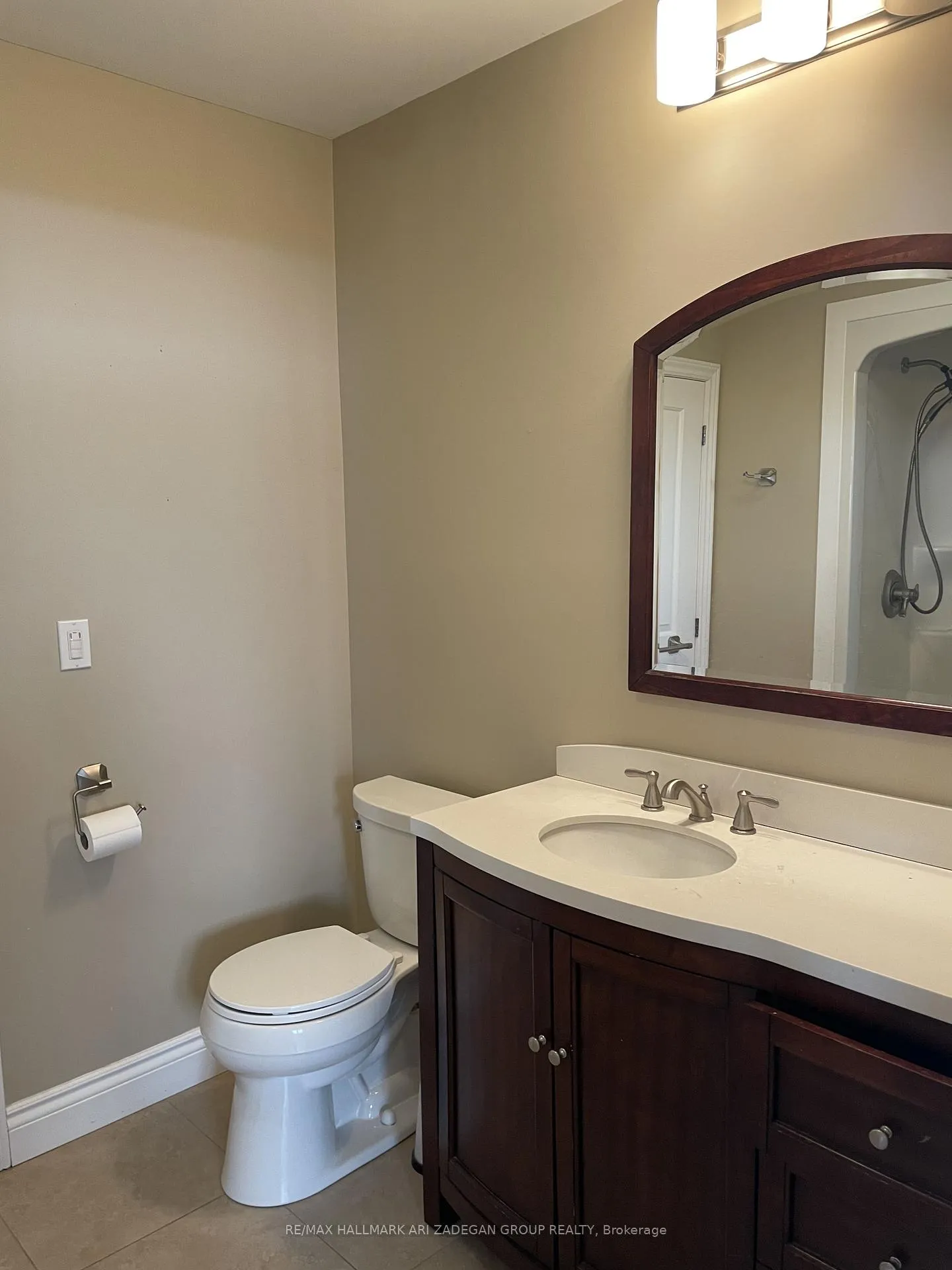 Photo 16 of 179B The Queensway, Georgina, Keswick South — HOMEH