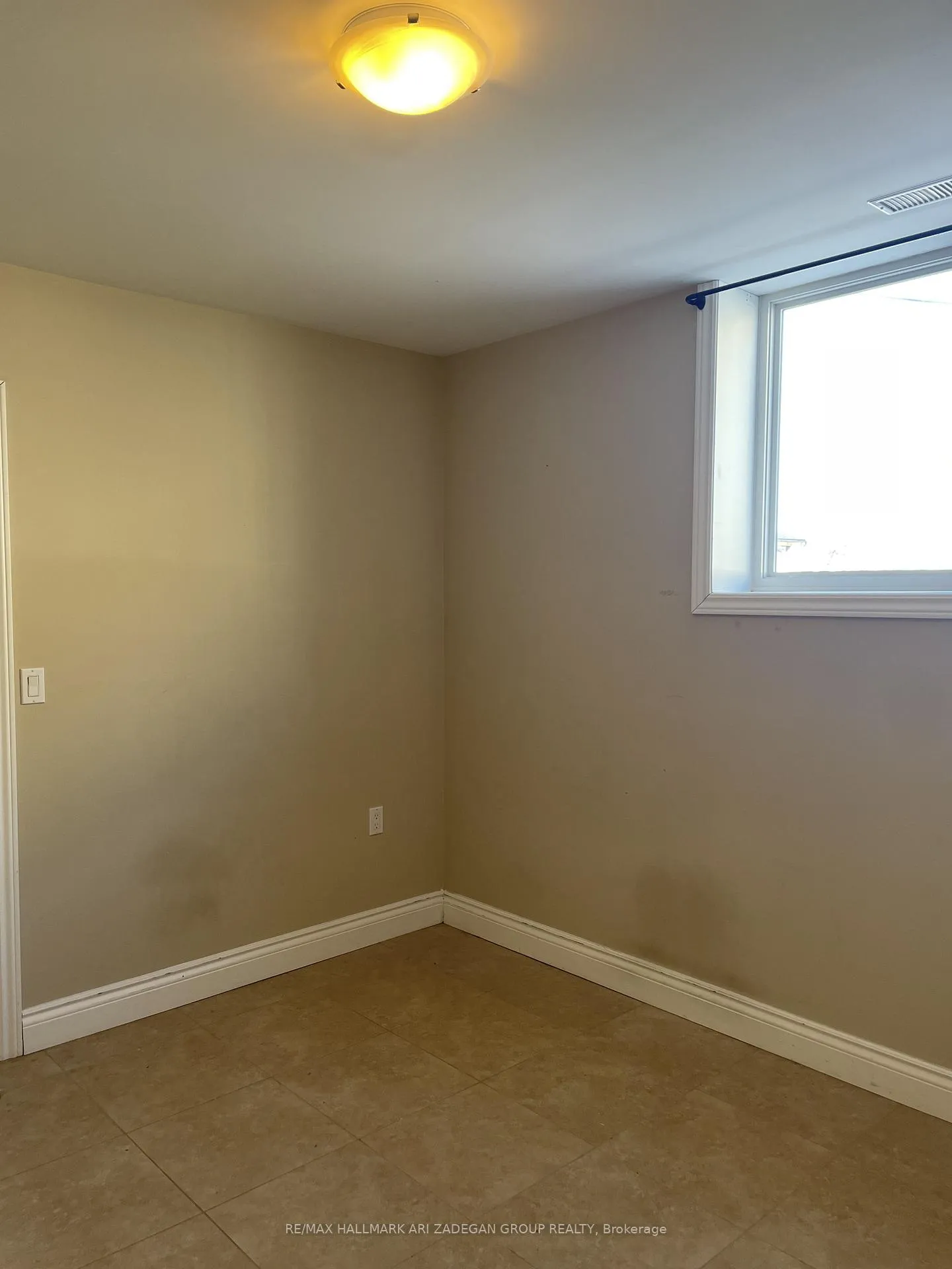 Photo 22 of 179B The Queensway, Georgina, Keswick South — HOMEH