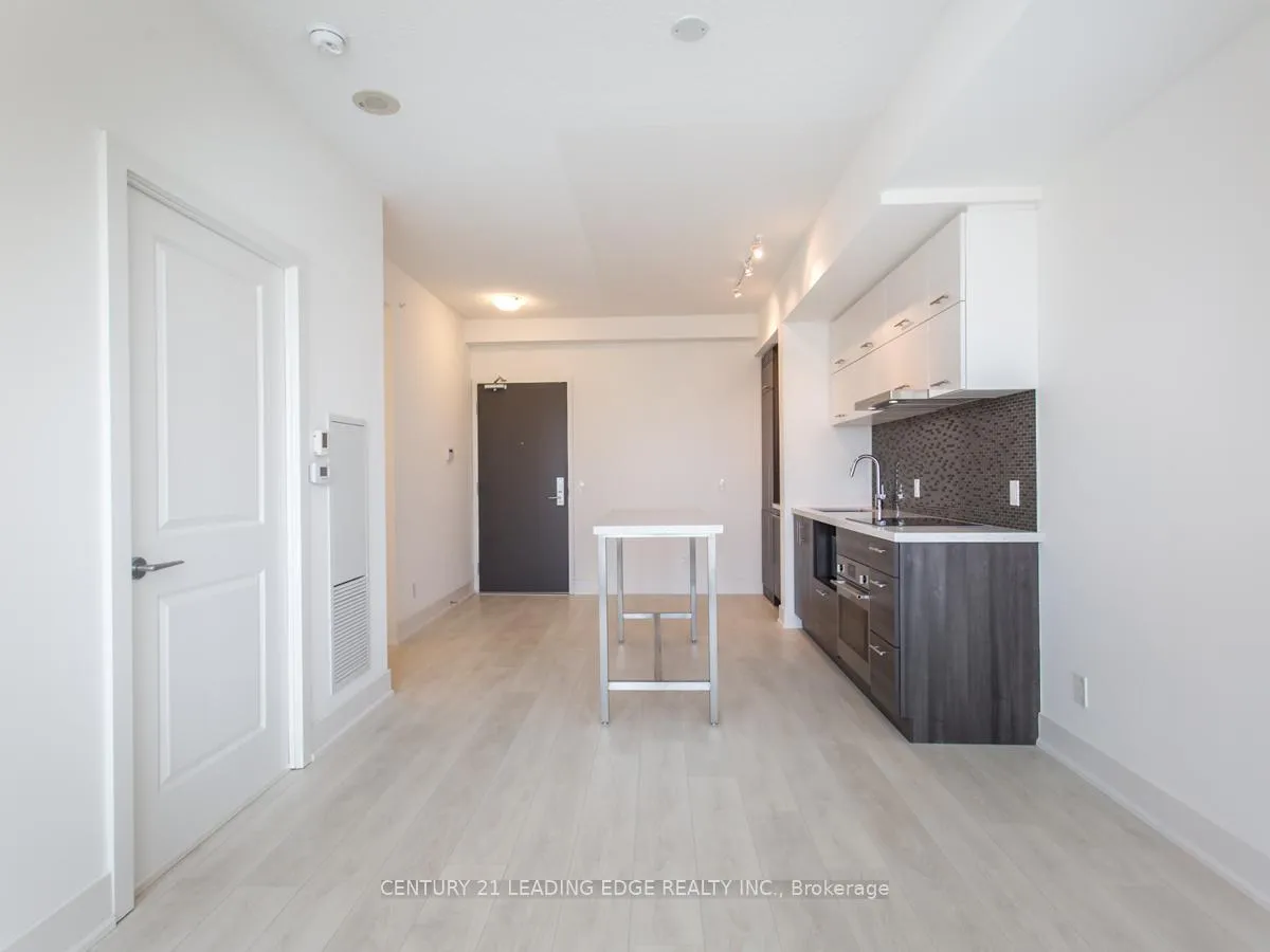 Photo 6 of Unit 1313, 8081 Birchmount Road, Markham, Unionville — HOMEH