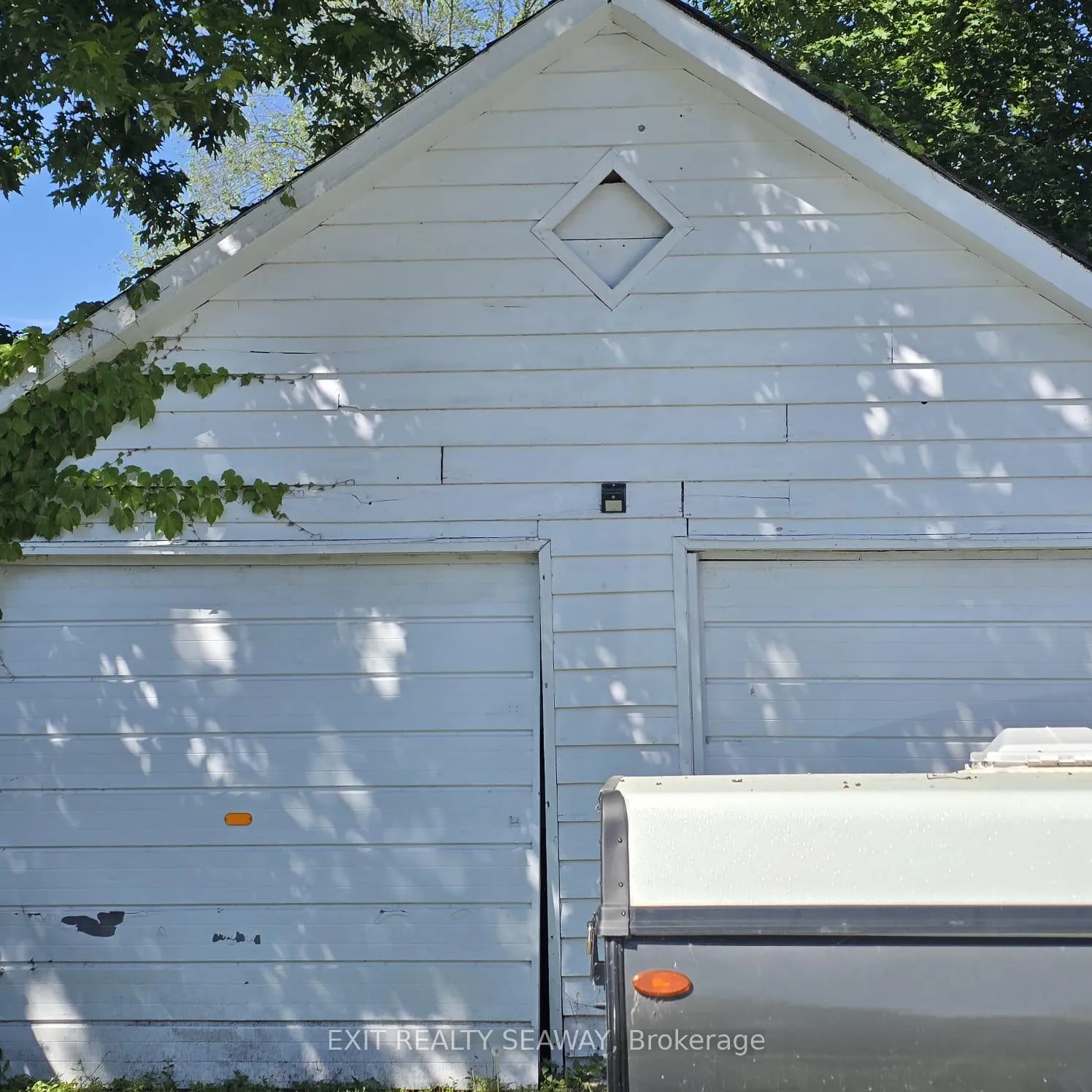 Photo 2 of 202 5th Street W, Cornwall — HOMEH