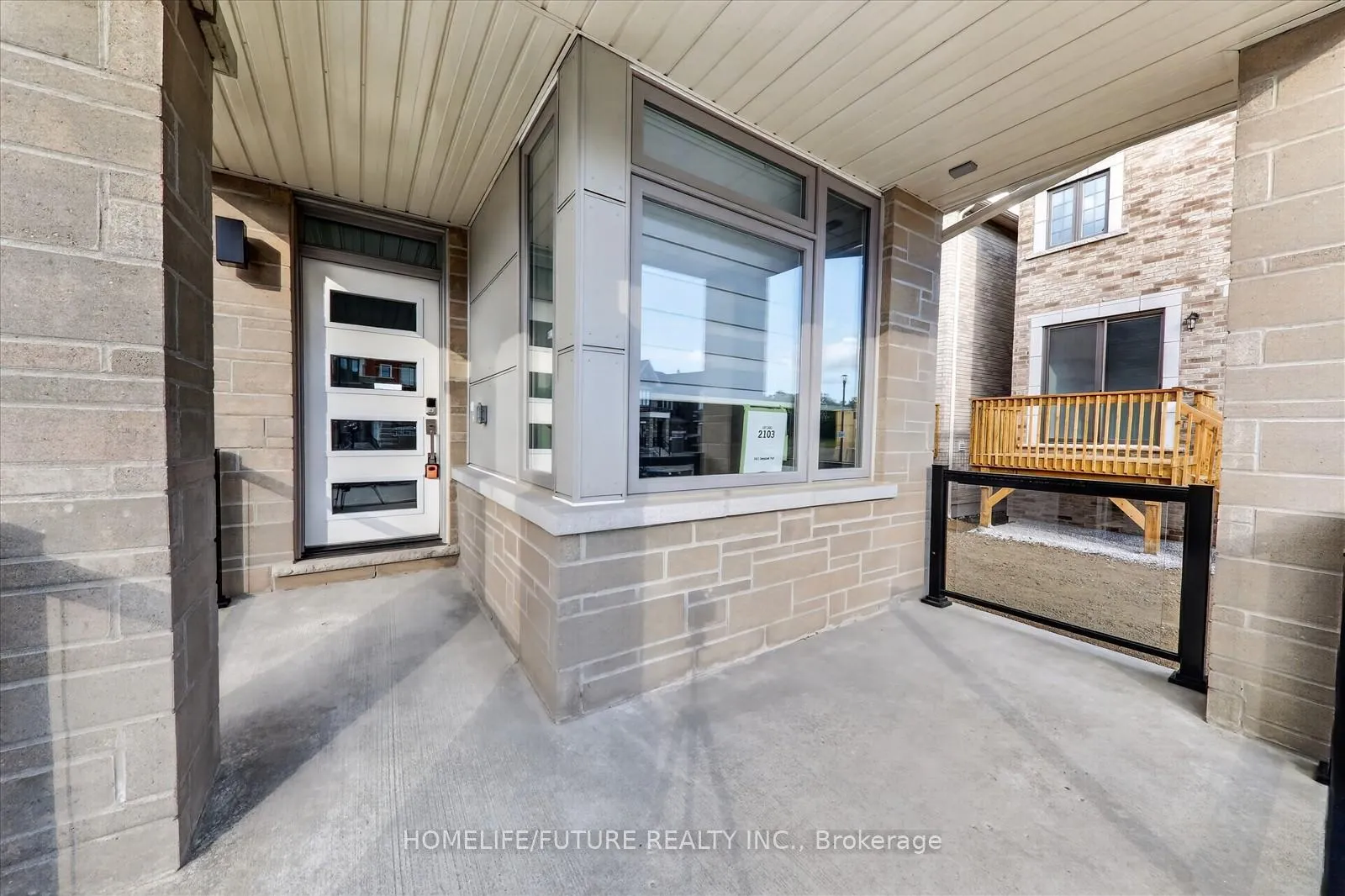 Photo 4 of 3421 Deepglade Path, Pickering, Rural Pickering — HOMEH