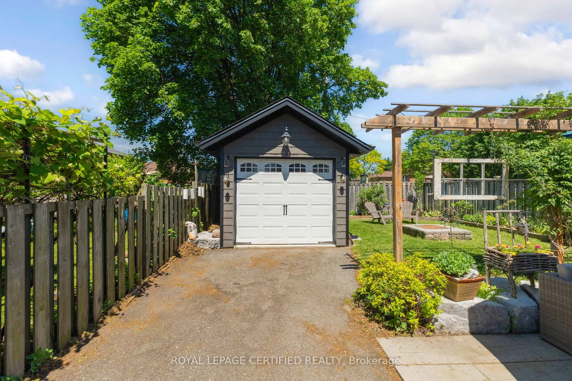 Photo 28 of 138 Beech Street, Brampton, Brampton North — HOMEH