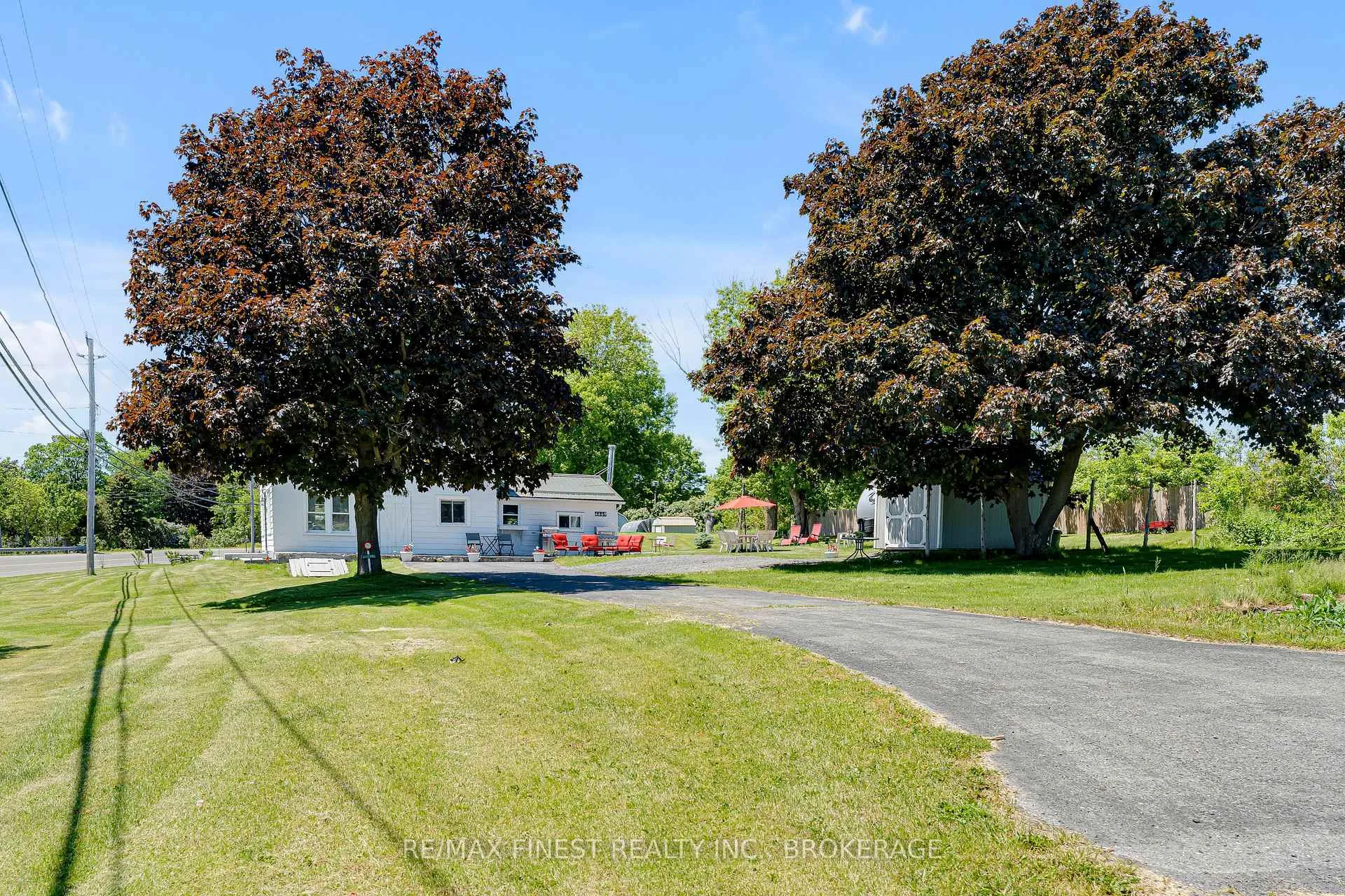 Photo 12 of 4669 Bath Road, Loyalist, Lennox and Addington - South — HOMEH