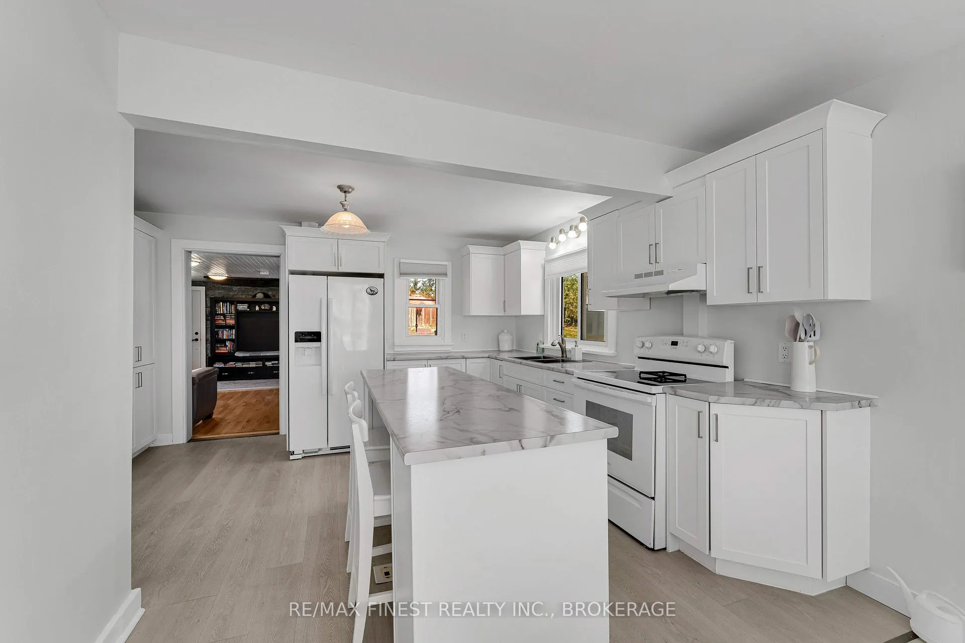 Photo 29 of 4669 Bath Road, Loyalist, Lennox and Addington - South — HOMEH