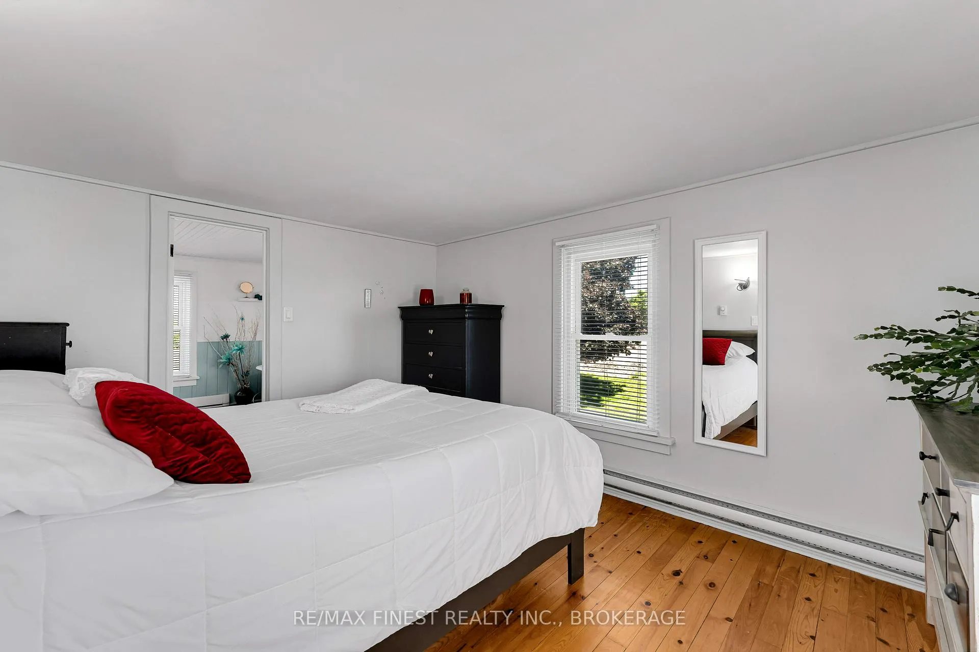 Photo 60 of 4669 Bath Road, Loyalist, Lennox and Addington - South — HOMEH
