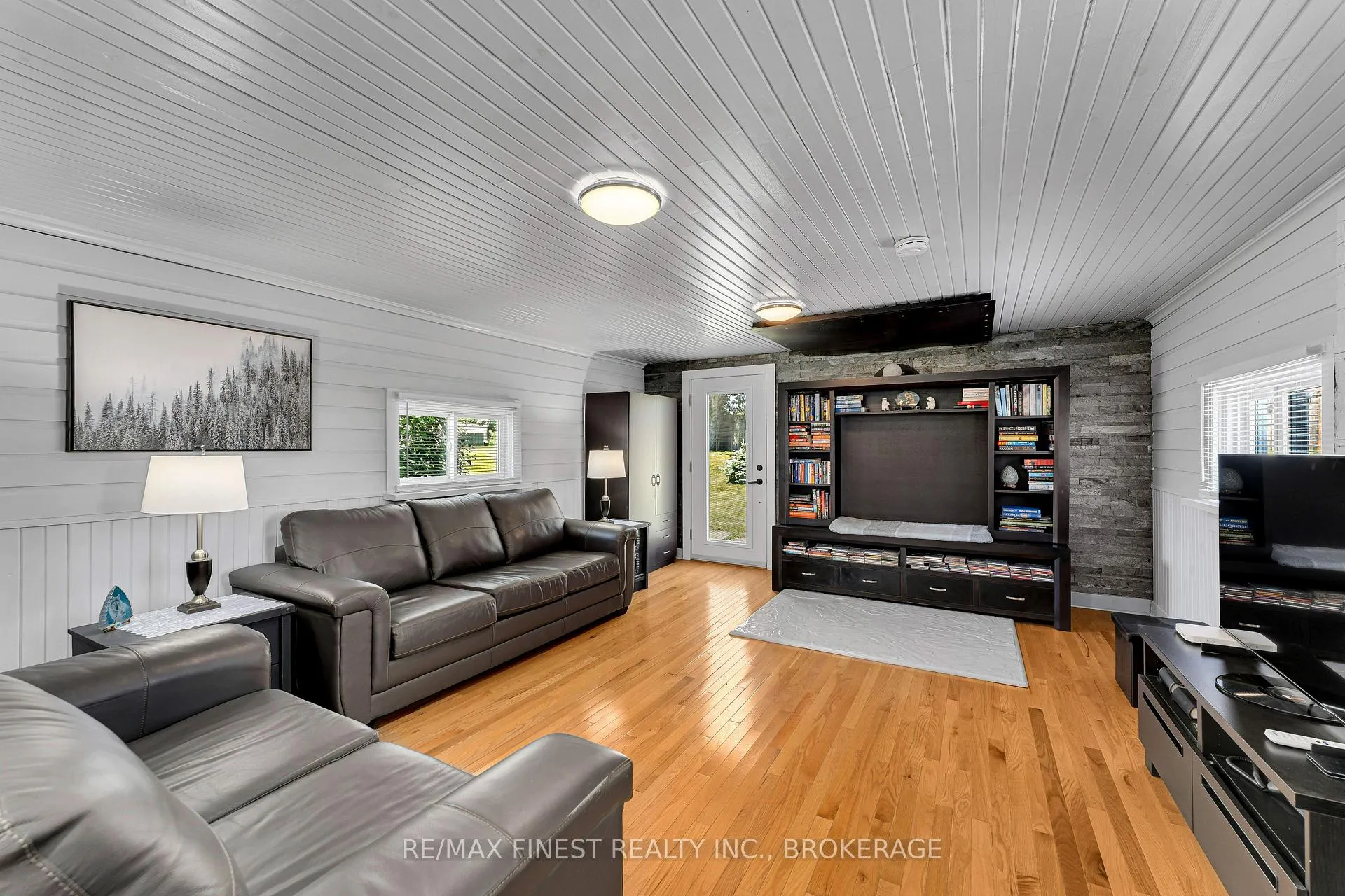 Photo 73 of 4669 Bath Road, Loyalist, Lennox and Addington - South — HOMEH