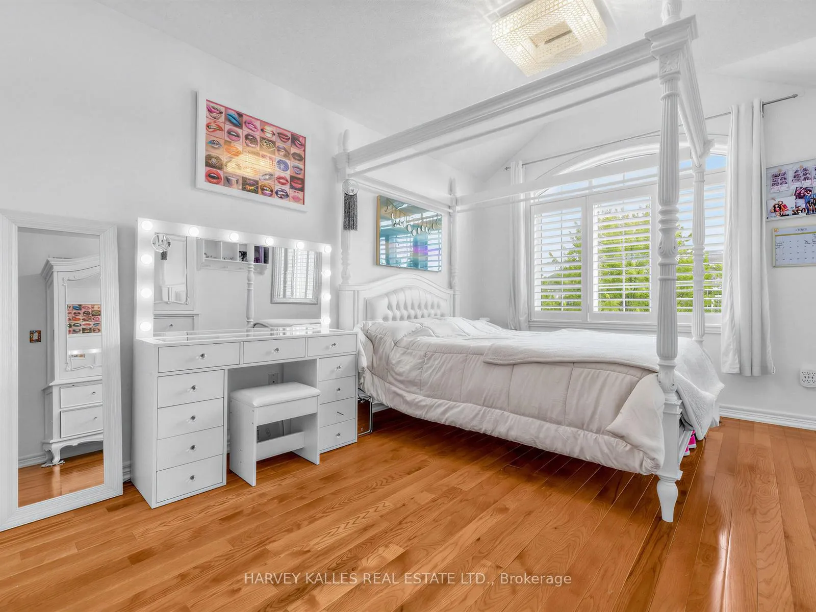 Photo 20 of 28 Southvale Drive, Vaughan, Patterson — HOMEH