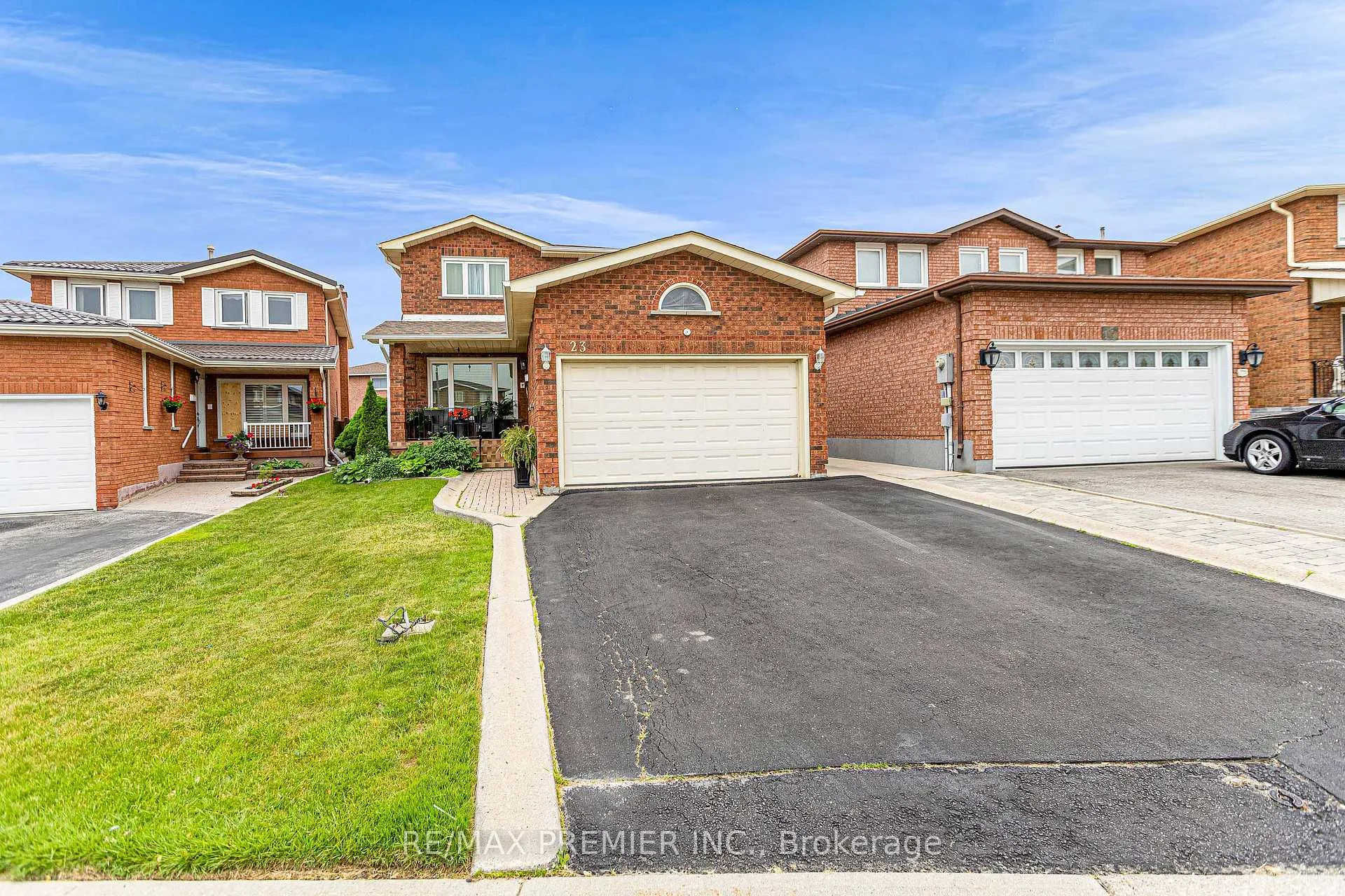 Photo 2 of Unit Bsmt, 23 Kaiser Drive, Vaughan, West Woodbridge — HOMEH
