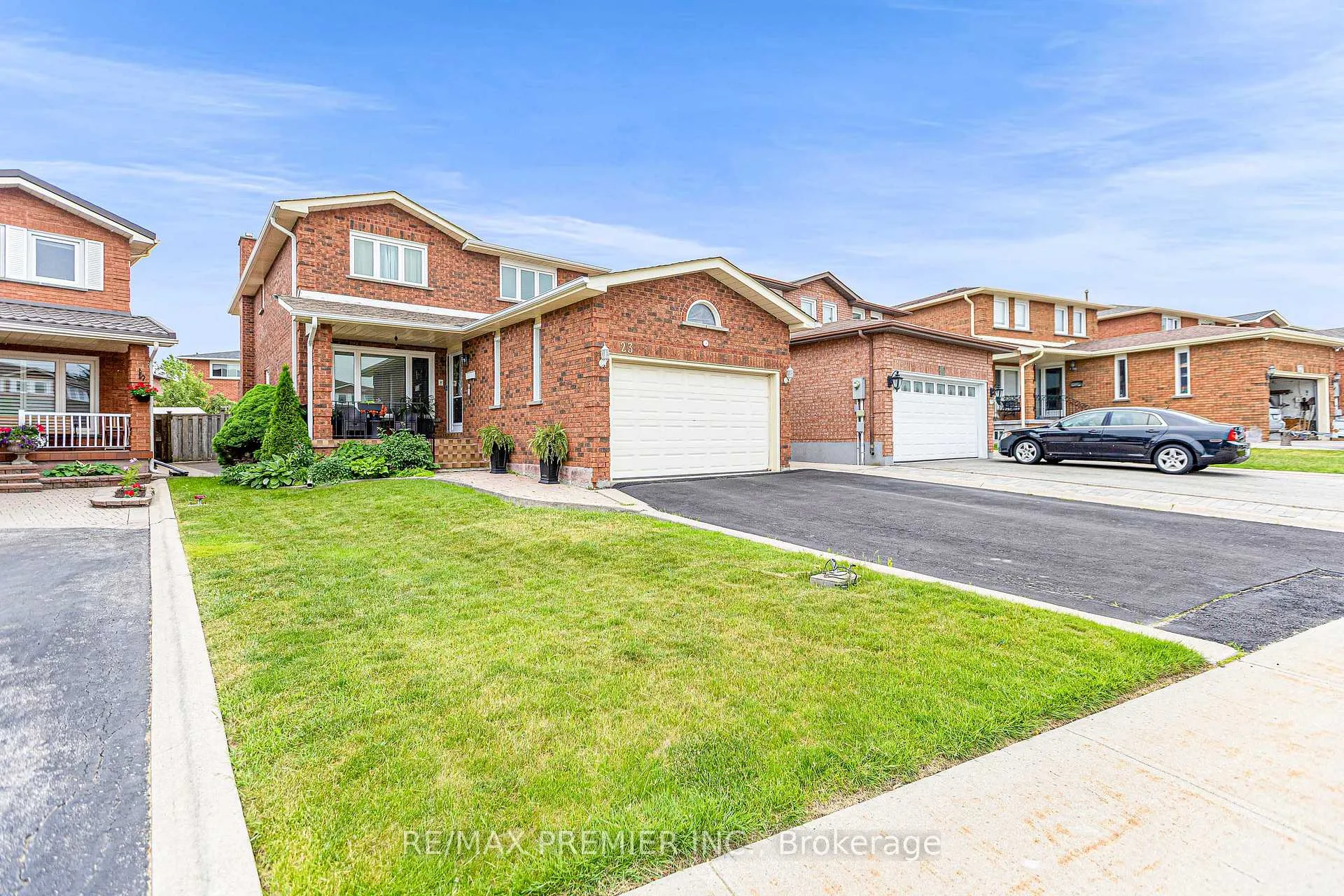Photo 4 of Unit Bsmt, 23 Kaiser Drive, Vaughan, West Woodbridge — HOMEH