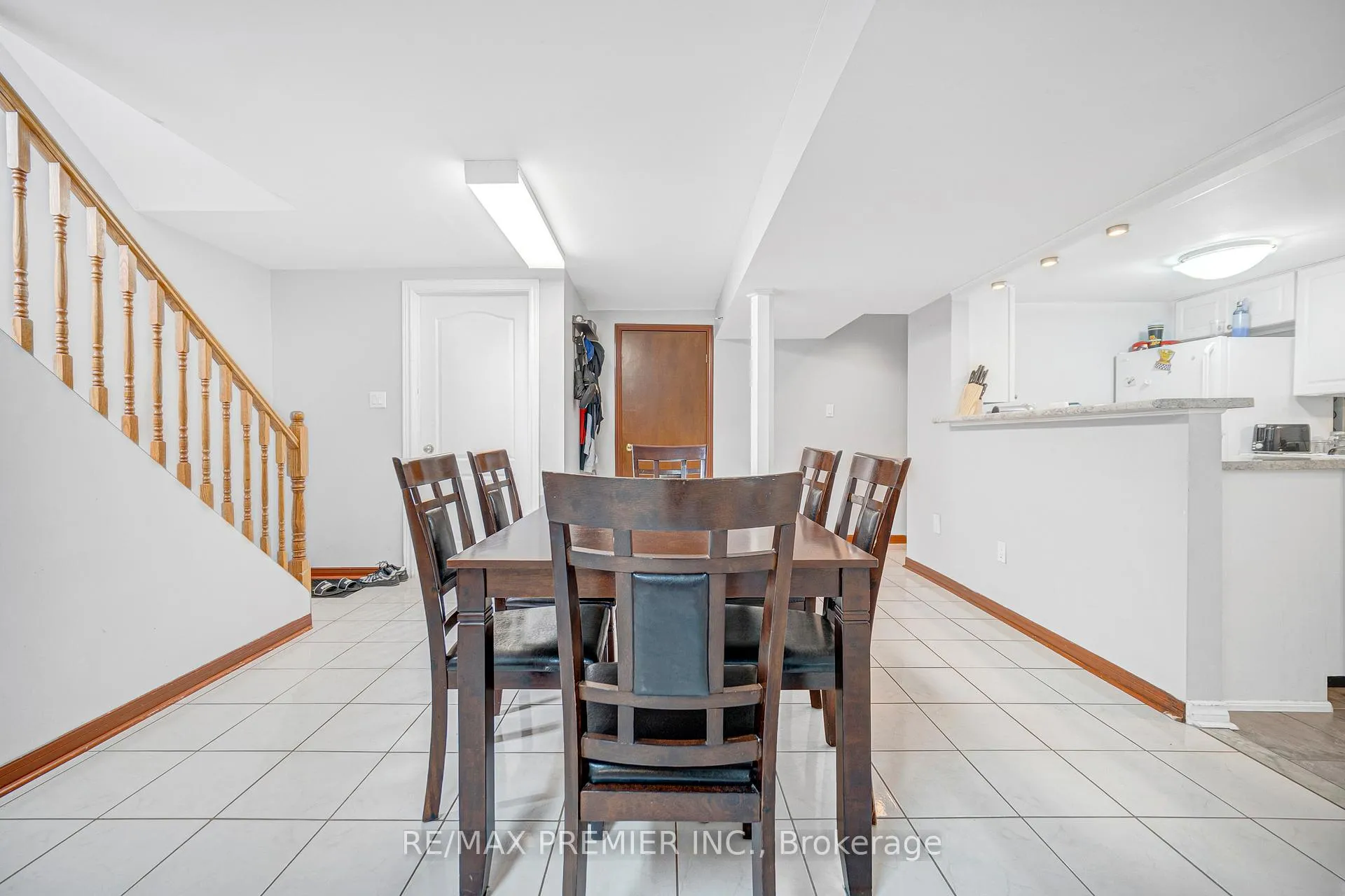 Photo 17 of Unit Bsmt, 23 Kaiser Drive, Vaughan, West Woodbridge — HOMEH